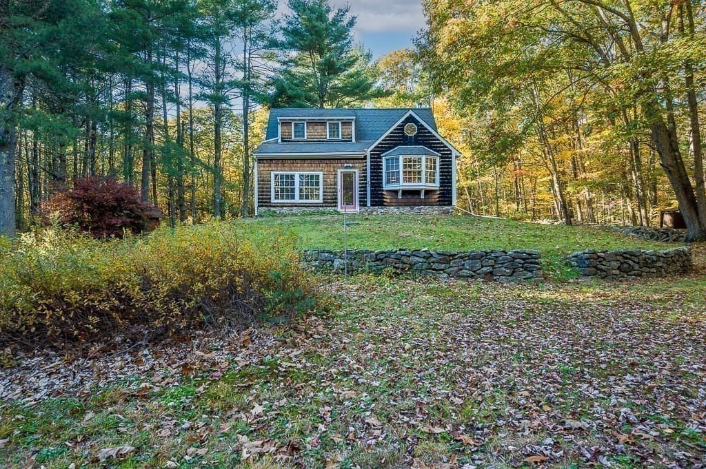 Single Family Residence at 27 Grimes Rd, Hubbardston MA 01452, photo 37 of 42