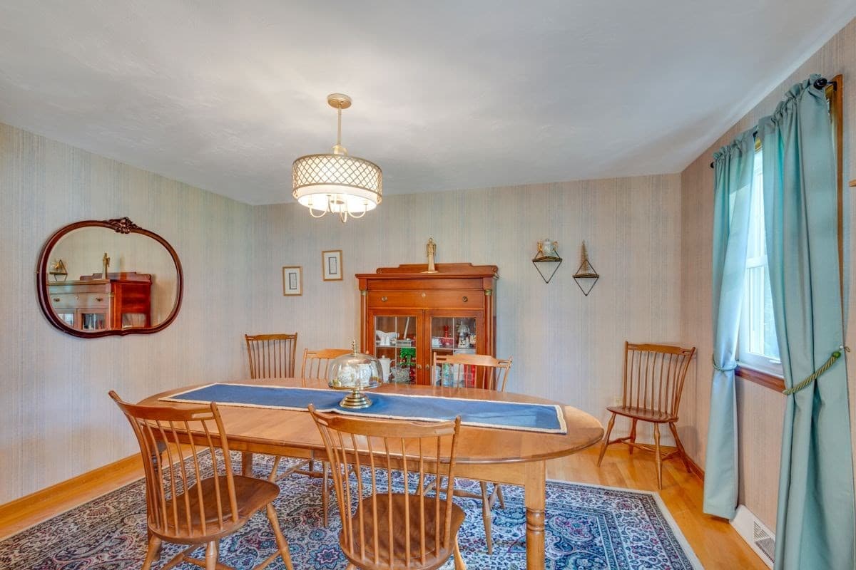 Single Family Residence at 9 Beatty Ln, Easton MA 02375, photo 11 of 34