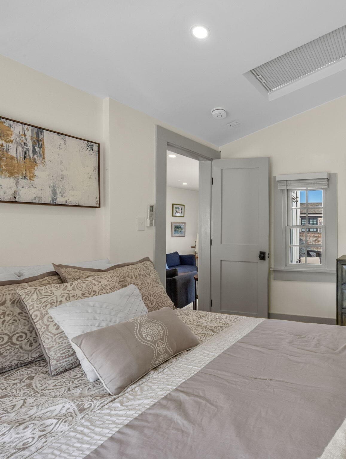 Condominium at 233 Bradford Street Unit 9, Provincetown MA 02657, photo 17 of 22