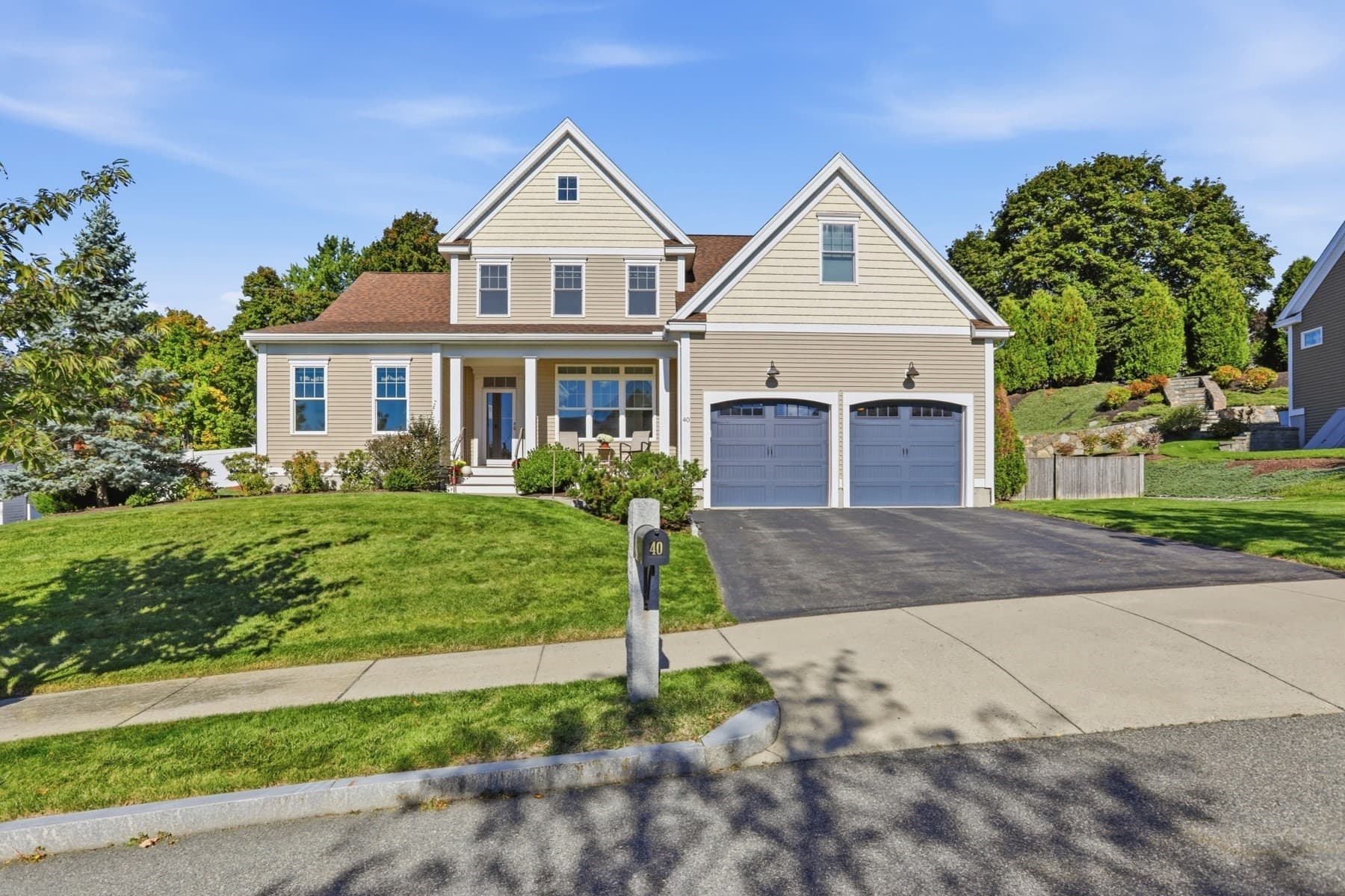 40 Winship Dr, Stoneham MA 02180