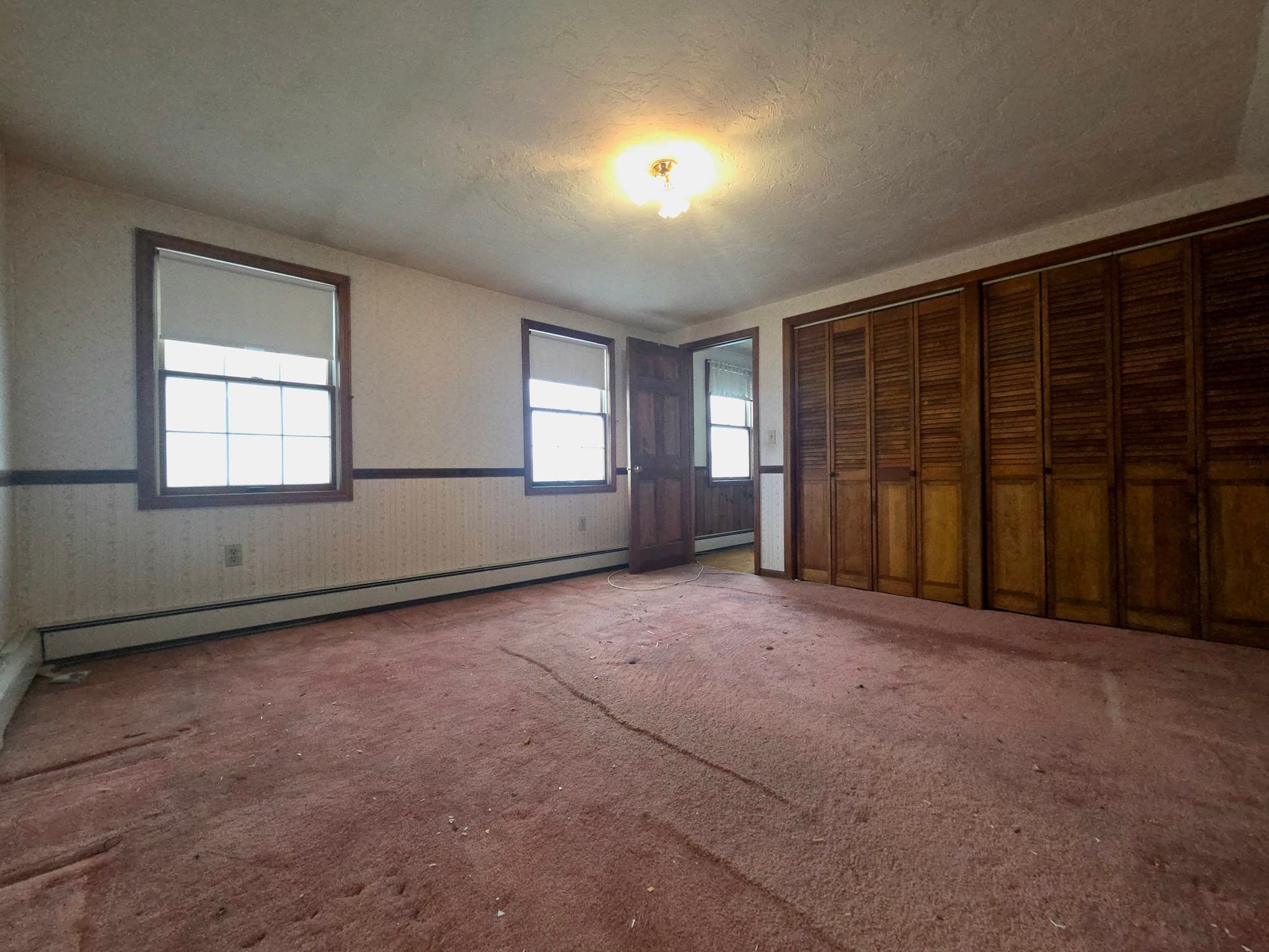 Single Family Residence at 4 Upham St, Salem MA 01970, photo 12 of 38