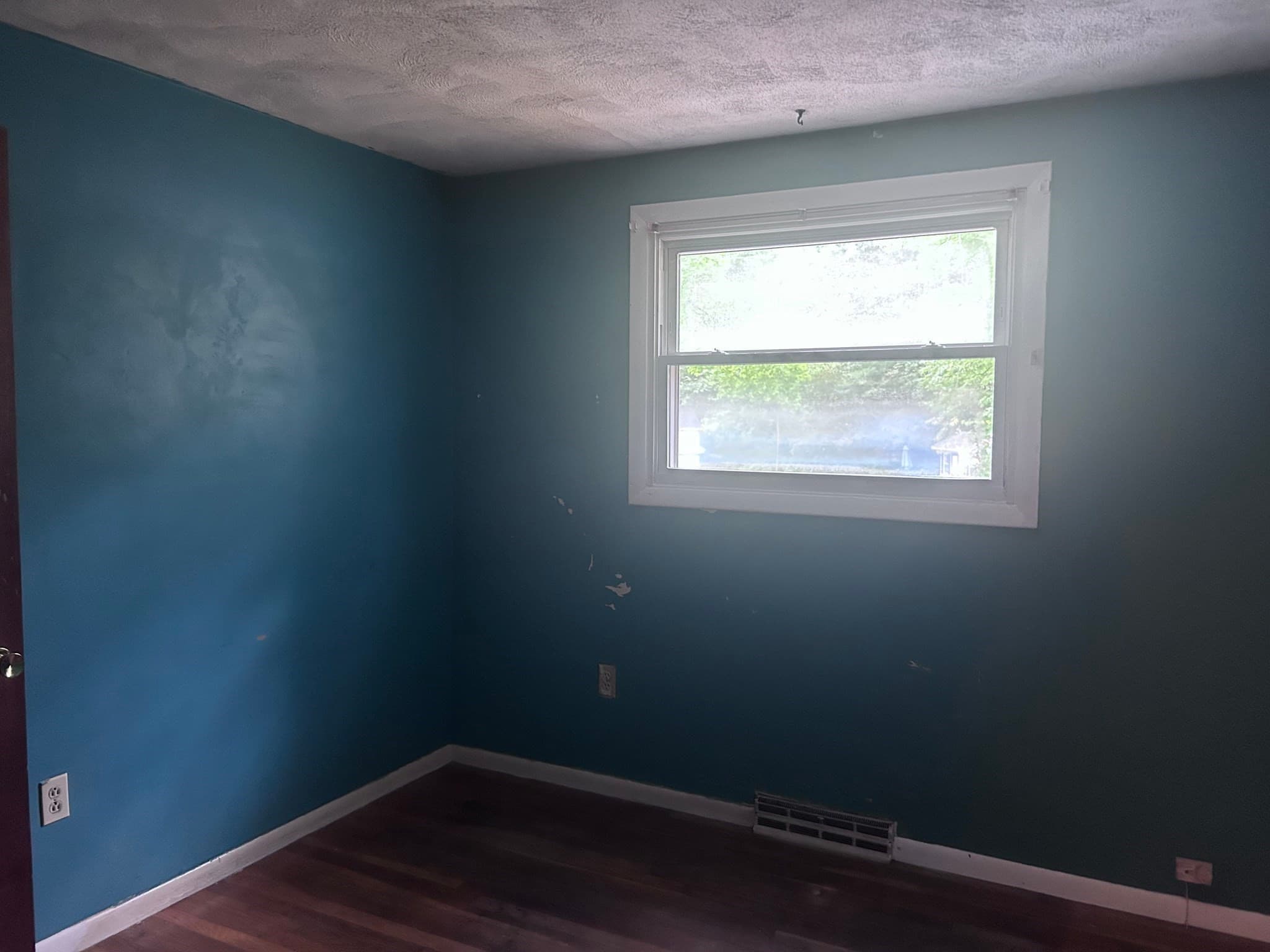 Single Family Residence at 13 Lee Cir, Hudson MA 01749, Hudson, photo 9 of 10