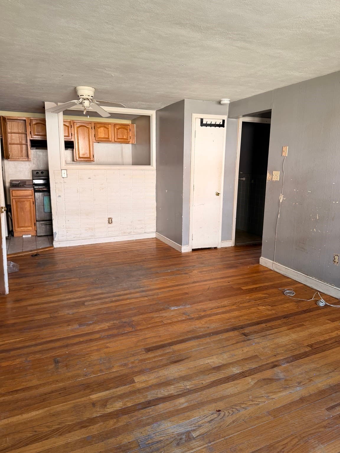 Condominium at 425 West Elm Street # 5, Brockton MA 02301, photo 5 of 12
