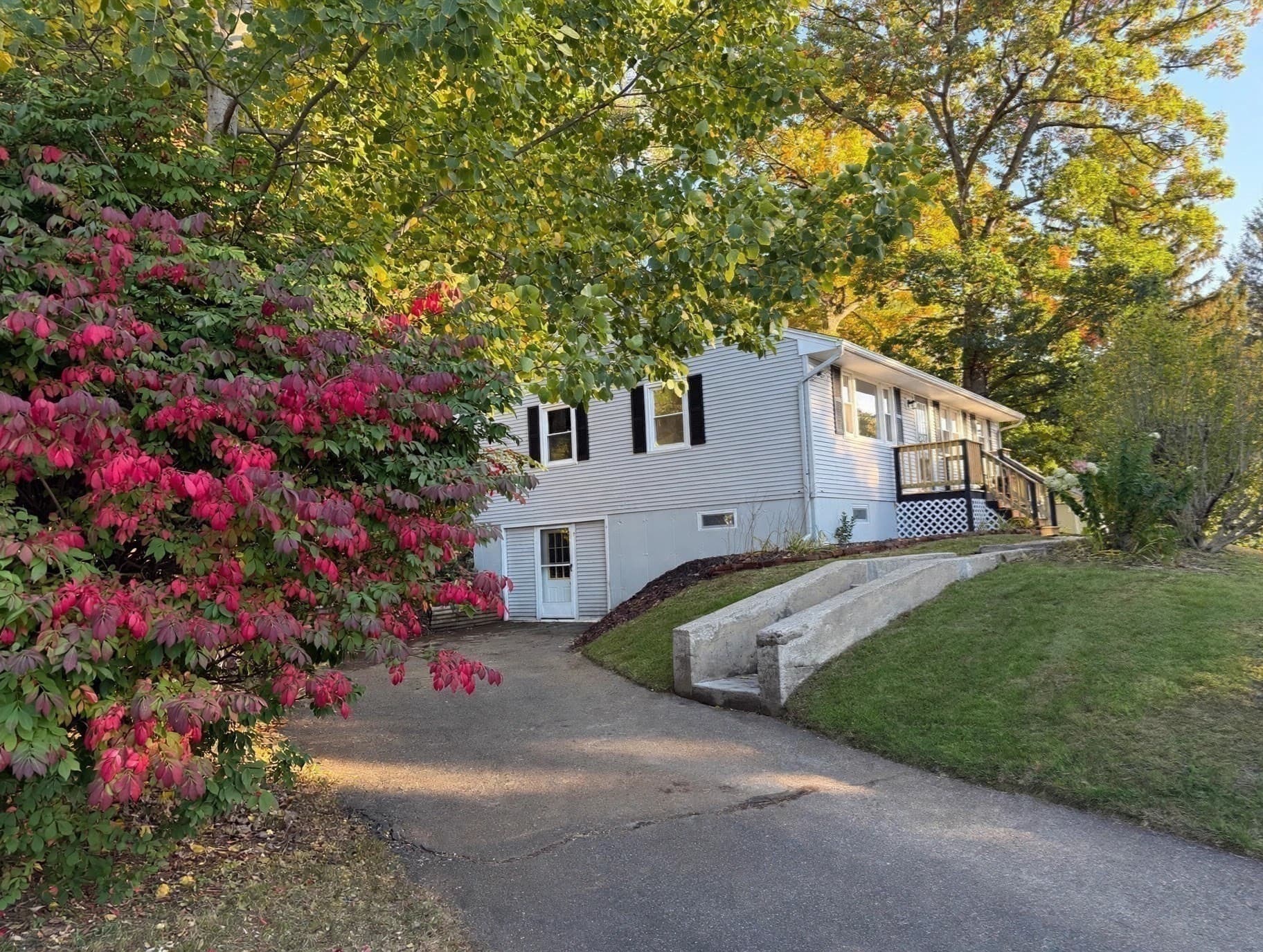 Single Family Residence at 71 Beech St, Palmer MA 01069, Palmer, photo 6 of 33