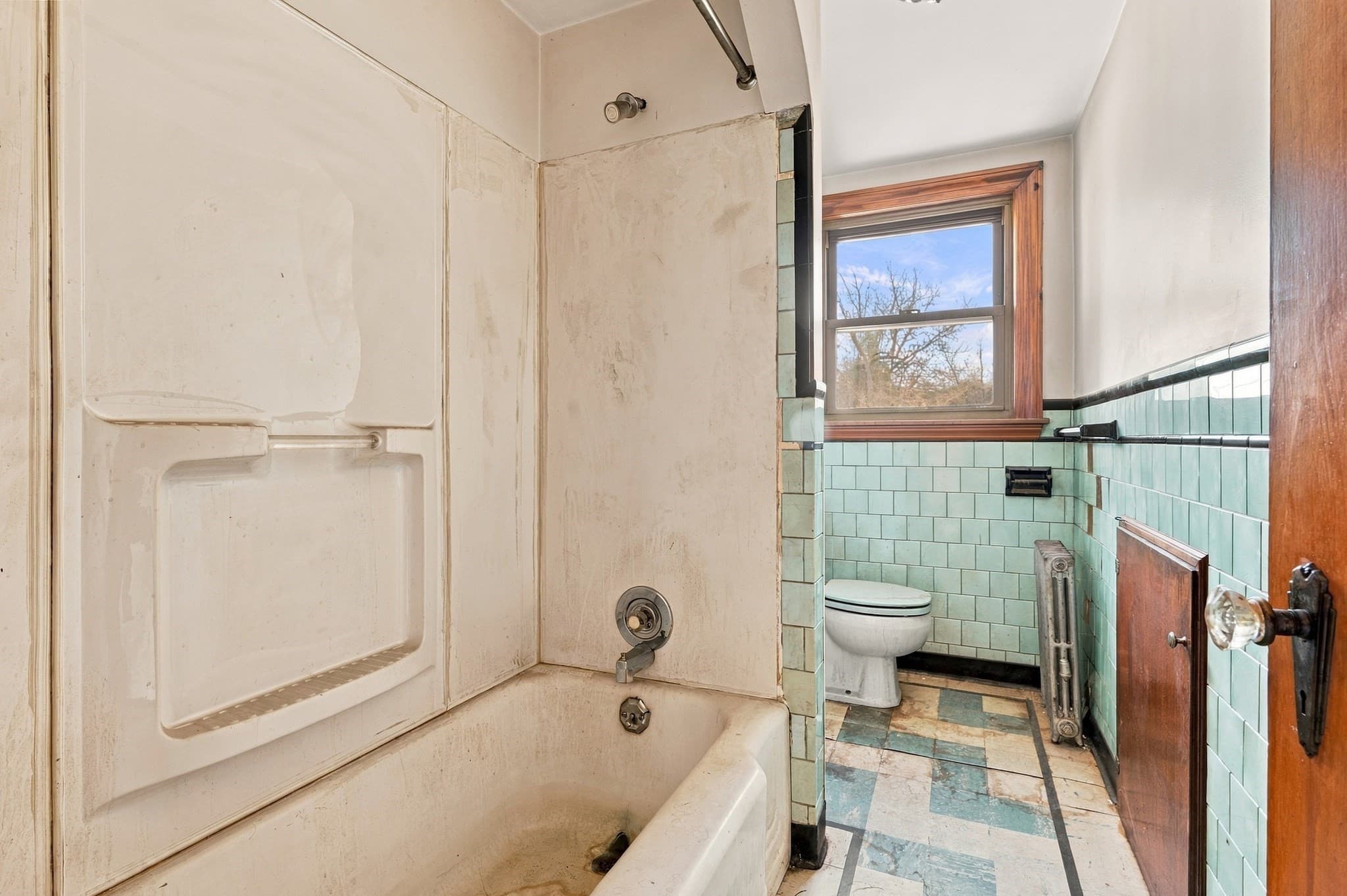 Single Family Residence at 149 Lake St, Webster MA 01570, photo 27 of 34
