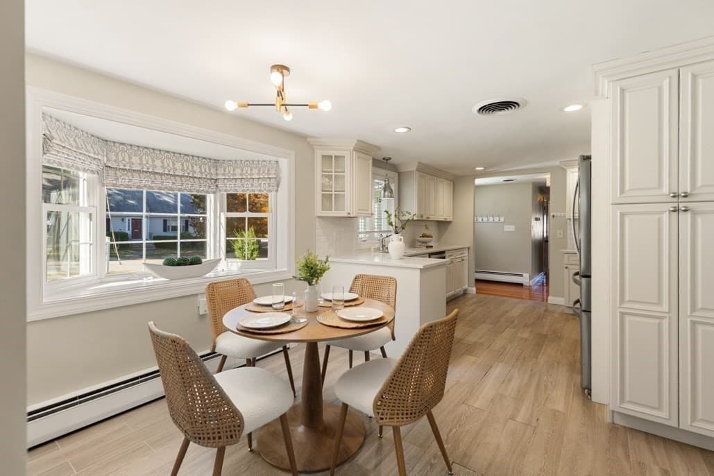 Single Family Residence at 19 Longbow Rd, Lynnfield MA 01940, Lynnfield, photo 17 of 38