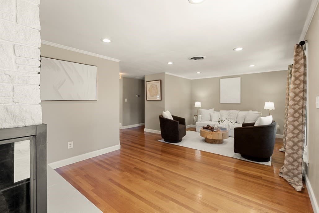 Single Family Residence at 19 Longbow Rd, Lynnfield MA 01940, Lynnfield, photo 7 of 38