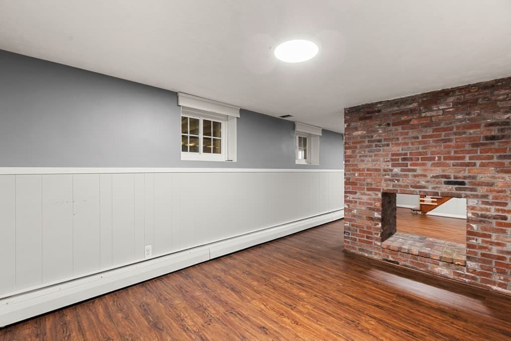 Single Family Residence at 19 Longbow Rd, Lynnfield MA 01940, Lynnfield, photo 28 of 38