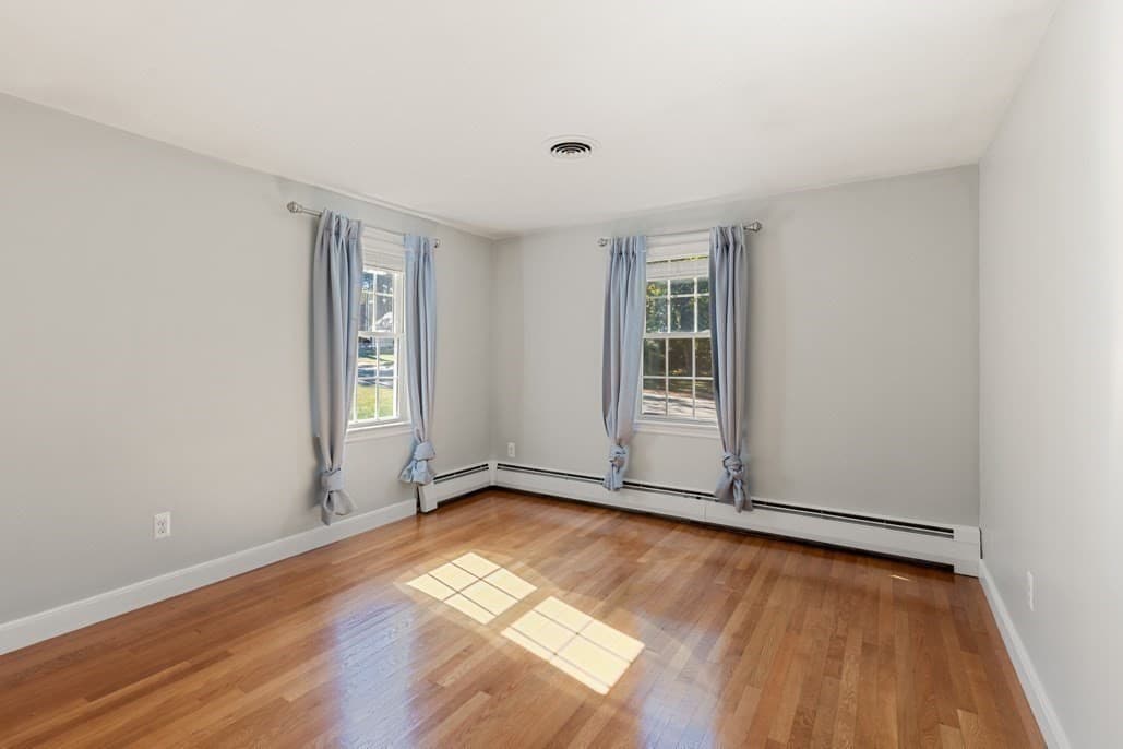 Single Family Residence at 19 Longbow Rd, Lynnfield MA 01940, Lynnfield, photo 24 of 38