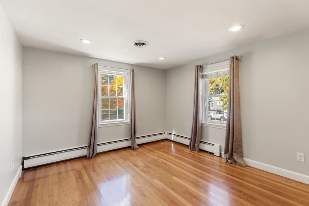 Single Family Residence at 19 Longbow Rd, Lynnfield MA 01940, Lynnfield, photo 25 of 38