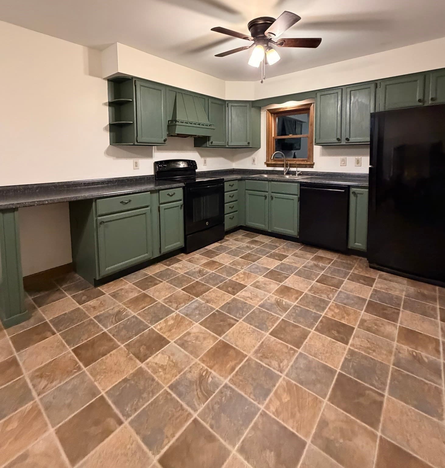 Single Family Residence at 58 Old Belchertown Rd, Ware MA 01082, Ware, photo 10 of 33