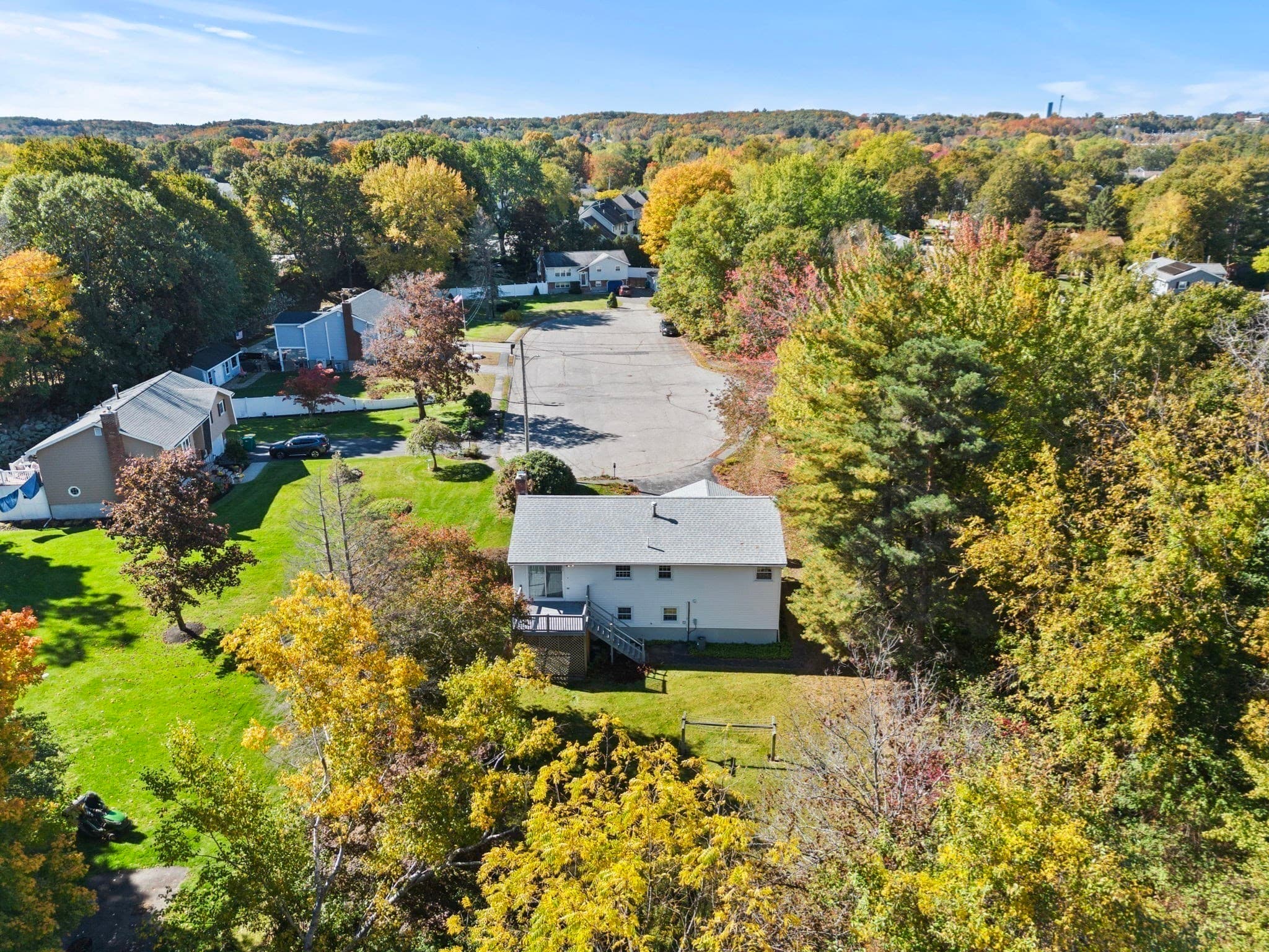 Single Family Residence at 5 Bamberg Drive, Woburn MA 01801, photo 34 of 37