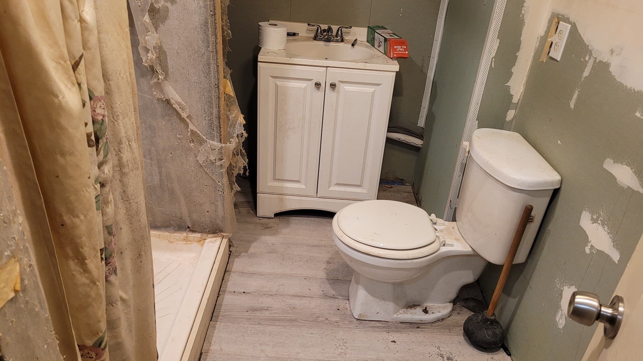 Mobile Home at 286 Newbury # 133, Peabody MA 01960, photo 8 of 8