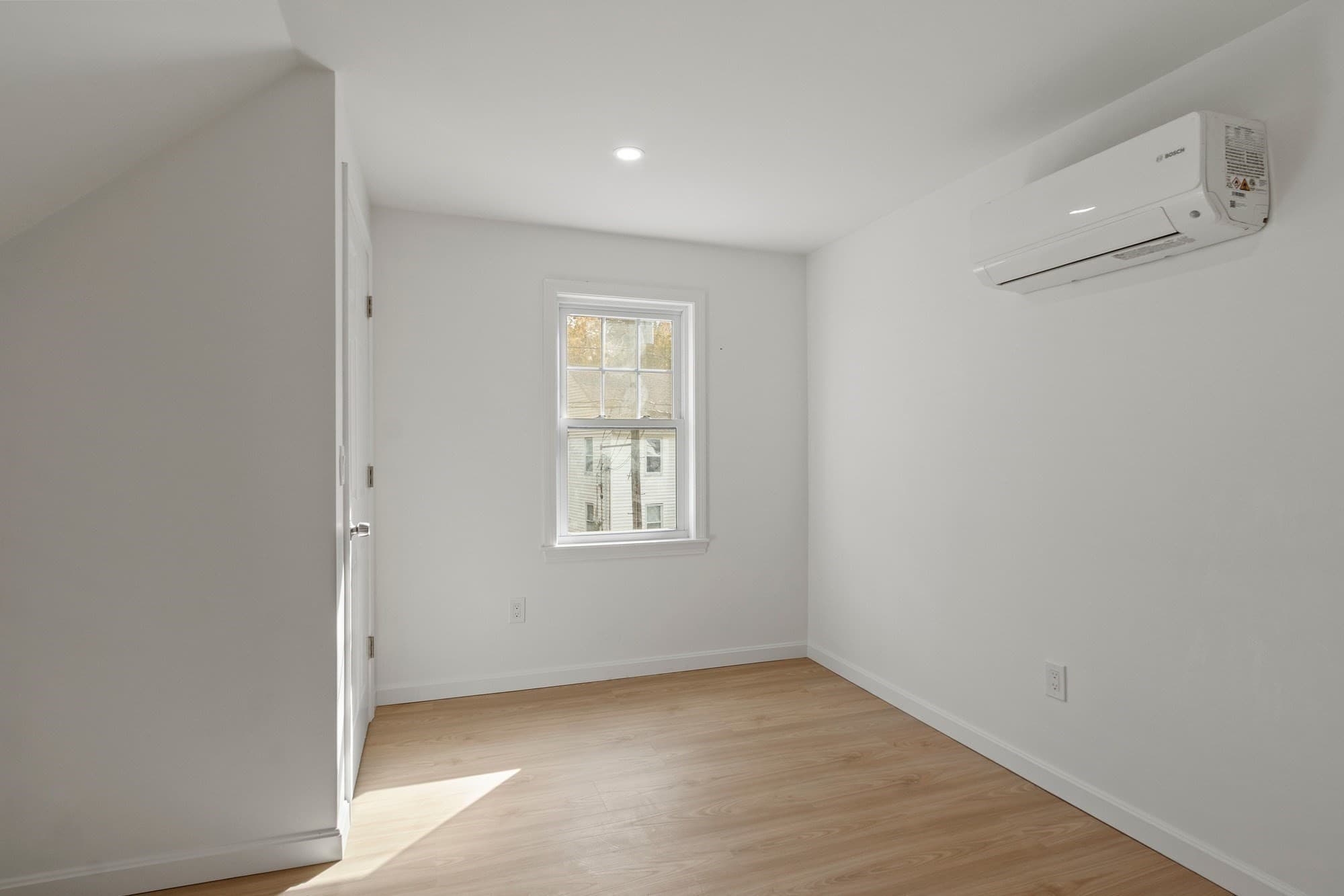 Single Family Residence at 468 Parker Street, Gardner MA 01440, photo 23 of 34
