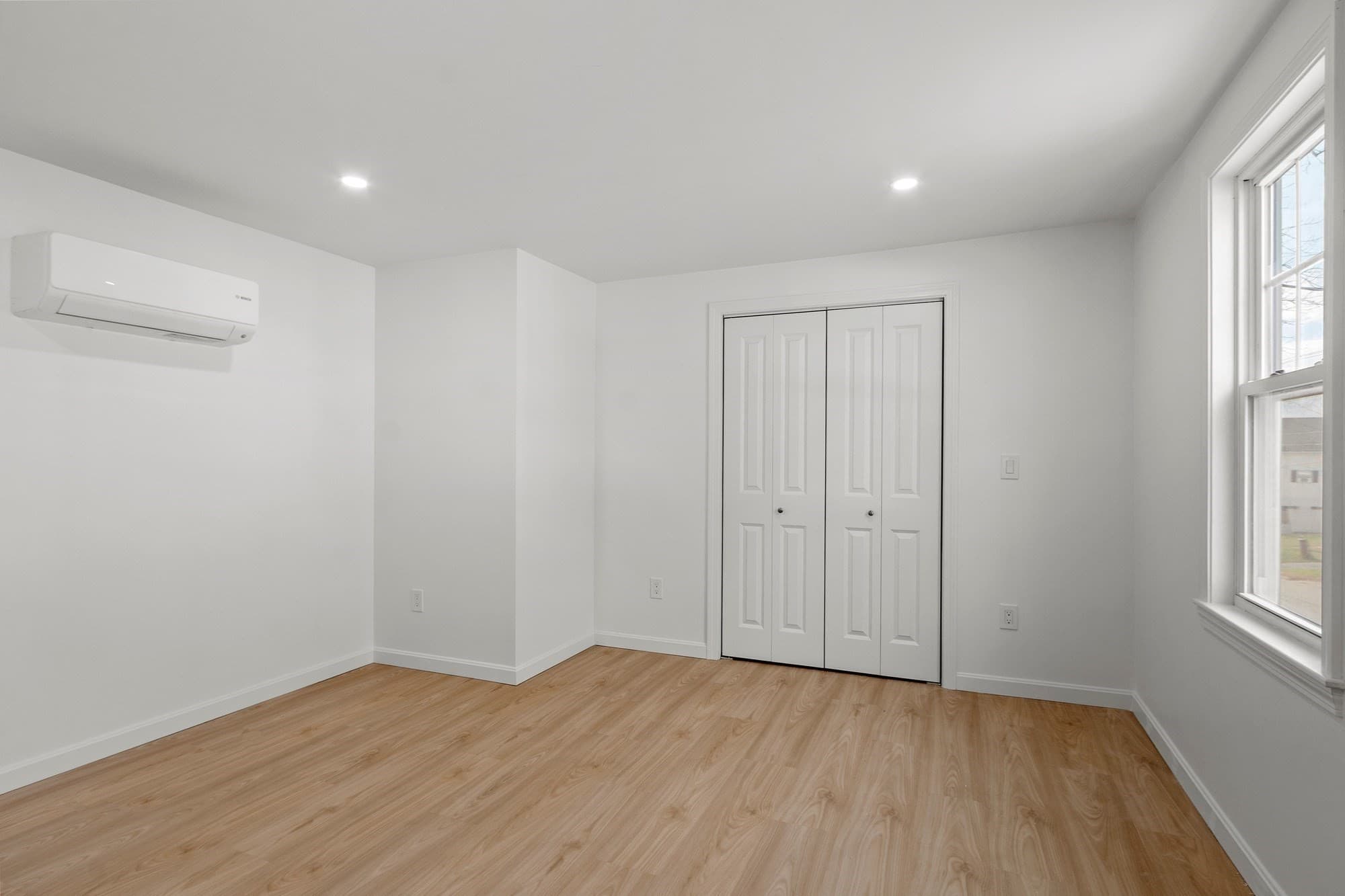 Single Family Residence at 468 Parker Street, Gardner MA 01440, photo 17 of 34