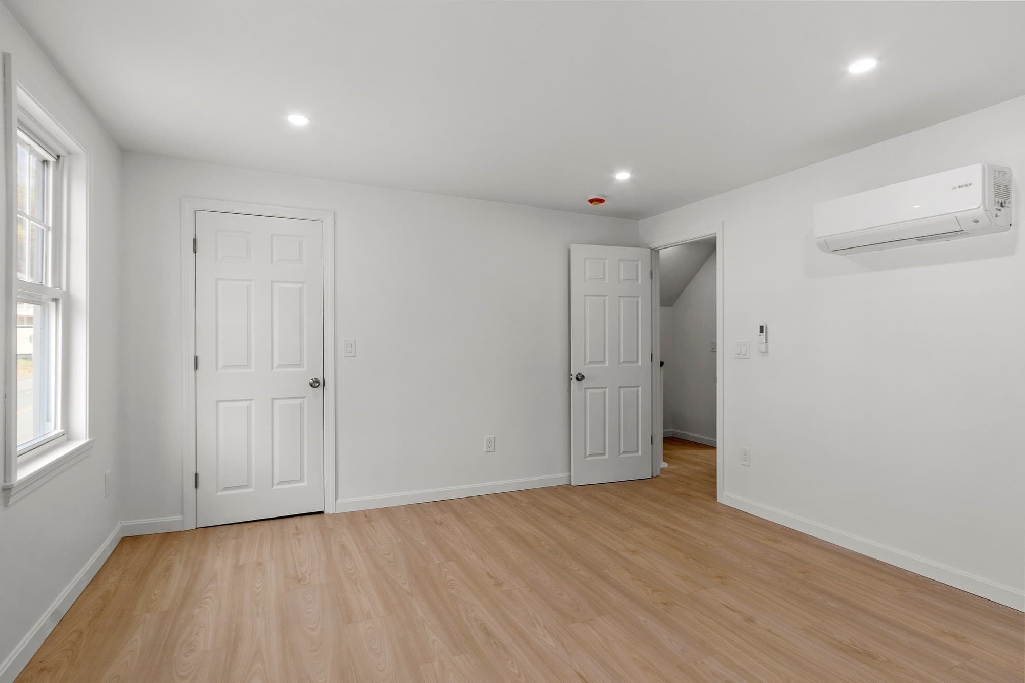 Single Family Residence at 468 Parker Street, Gardner MA 01440, photo 18 of 34