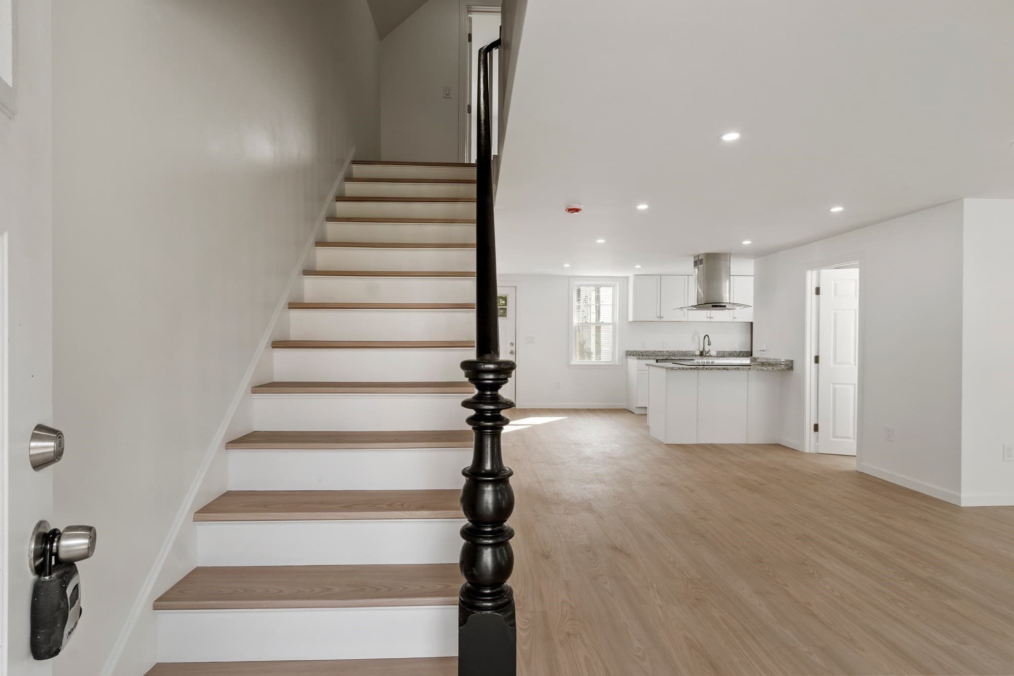 Single Family Residence at 468 Parker Street, Gardner MA 01440, photo 15 of 34