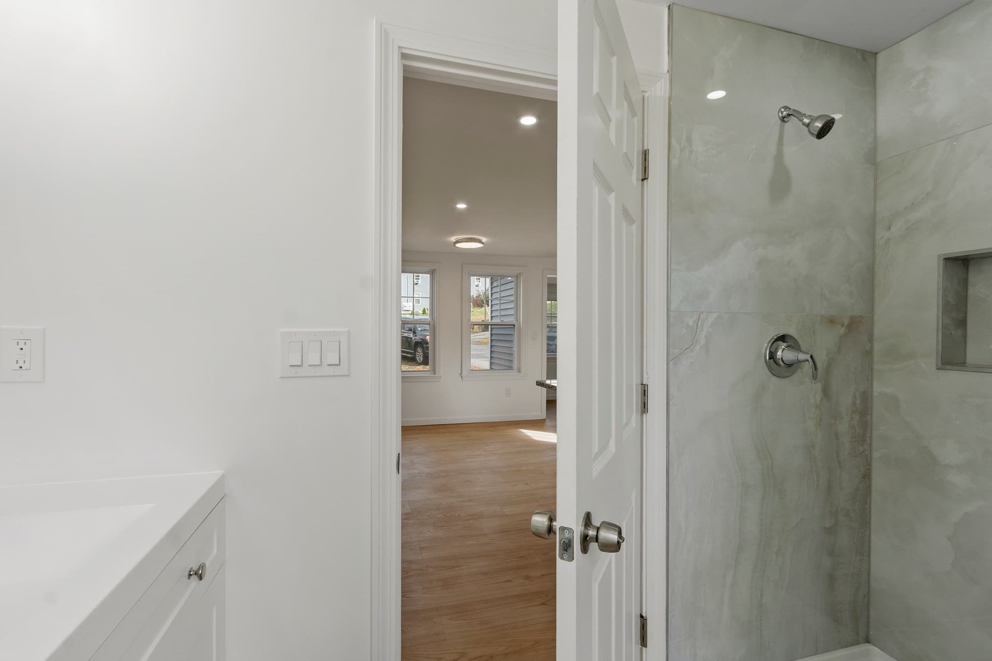 Single Family Residence at 468 Parker Street, Gardner MA 01440, photo 11 of 34
