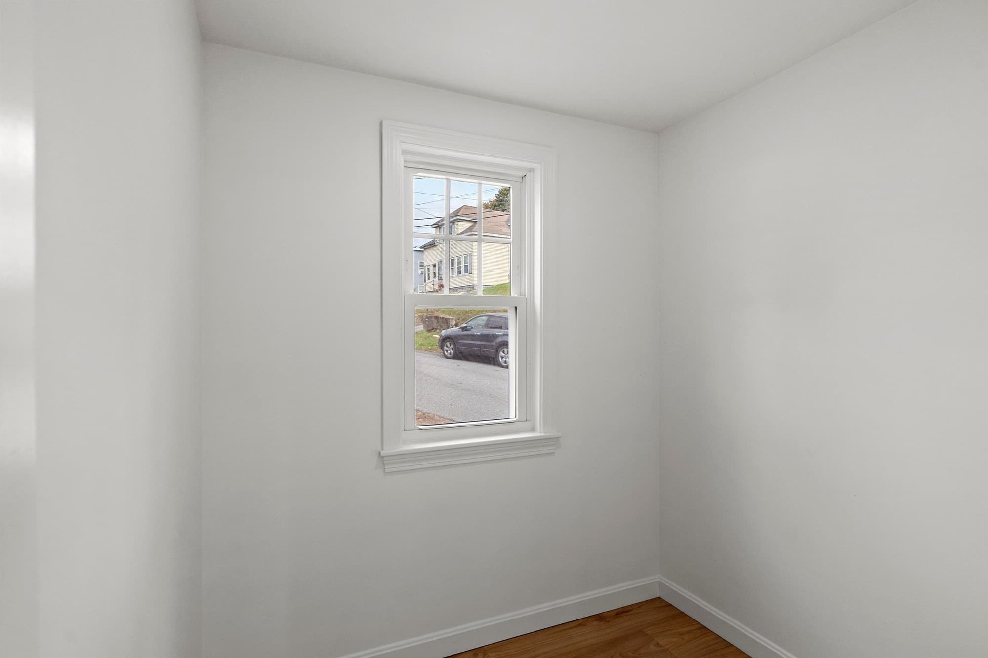 Single Family Residence at 468 Parker Street, Gardner MA 01440, photo 8 of 34