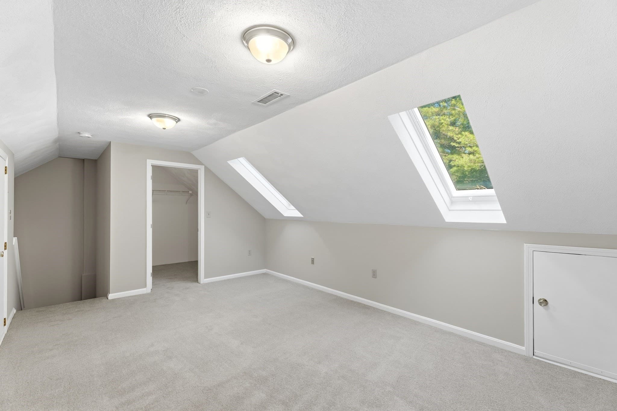 Condominium at 67 Brickett Hill # 67, Haverhill MA 01830, photo 29 of 39