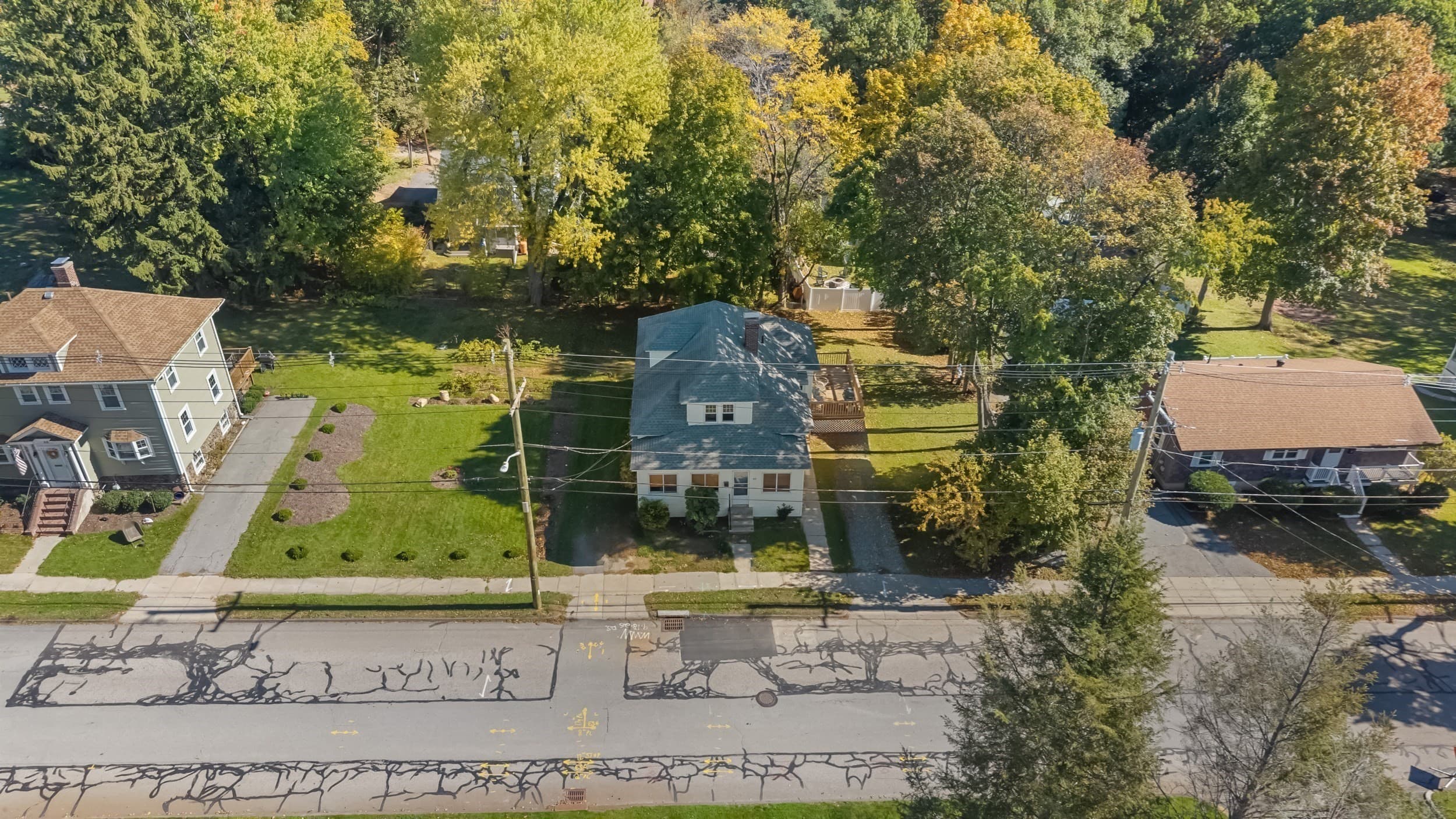 Single Family Residence at 48 Beverly Rd, Worcester MA 01605, photo 35 of 38