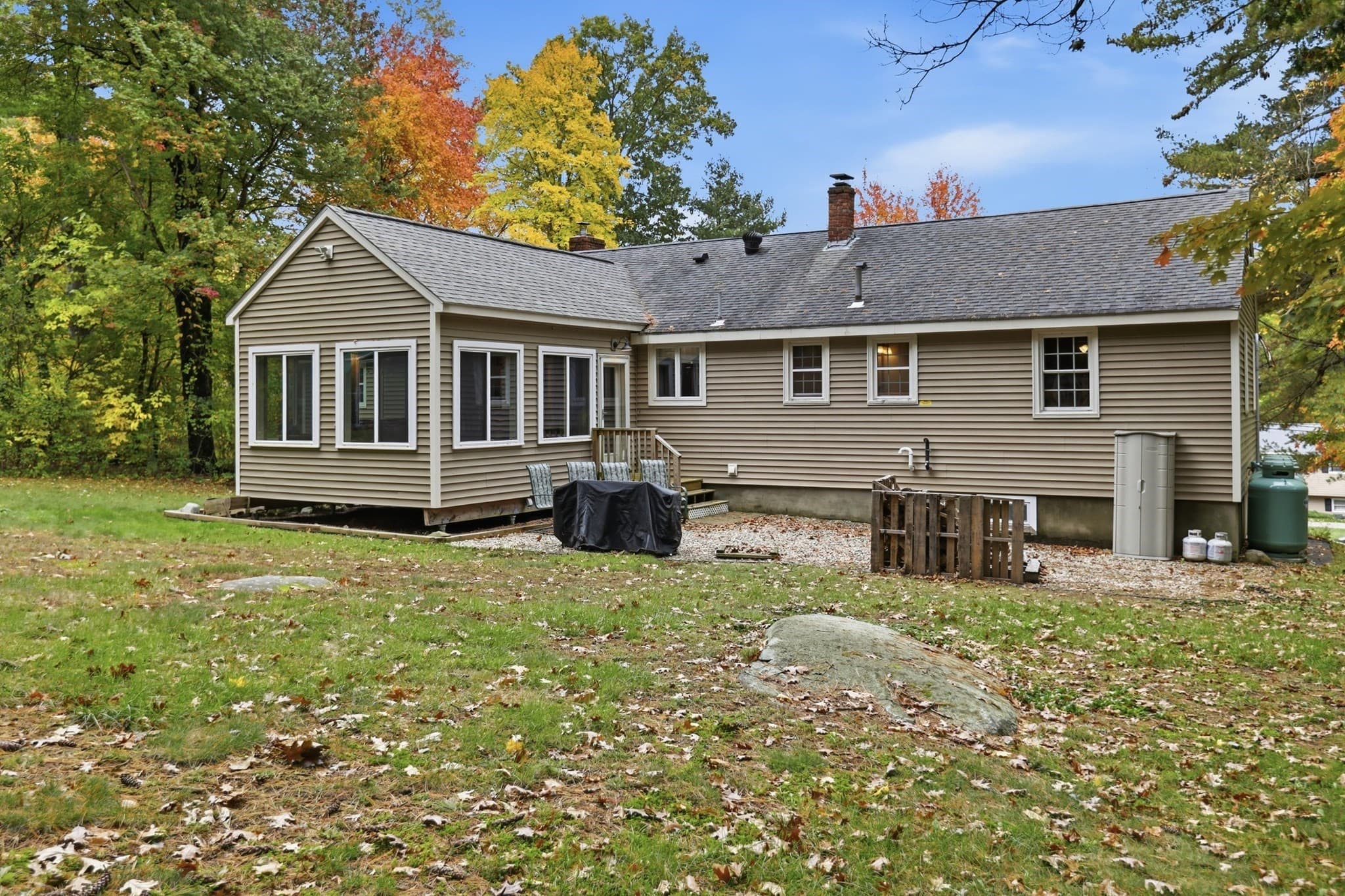 Single Family Residence at 97 Cross Street, Andover MA 01810, Andover, photo 7 of 41