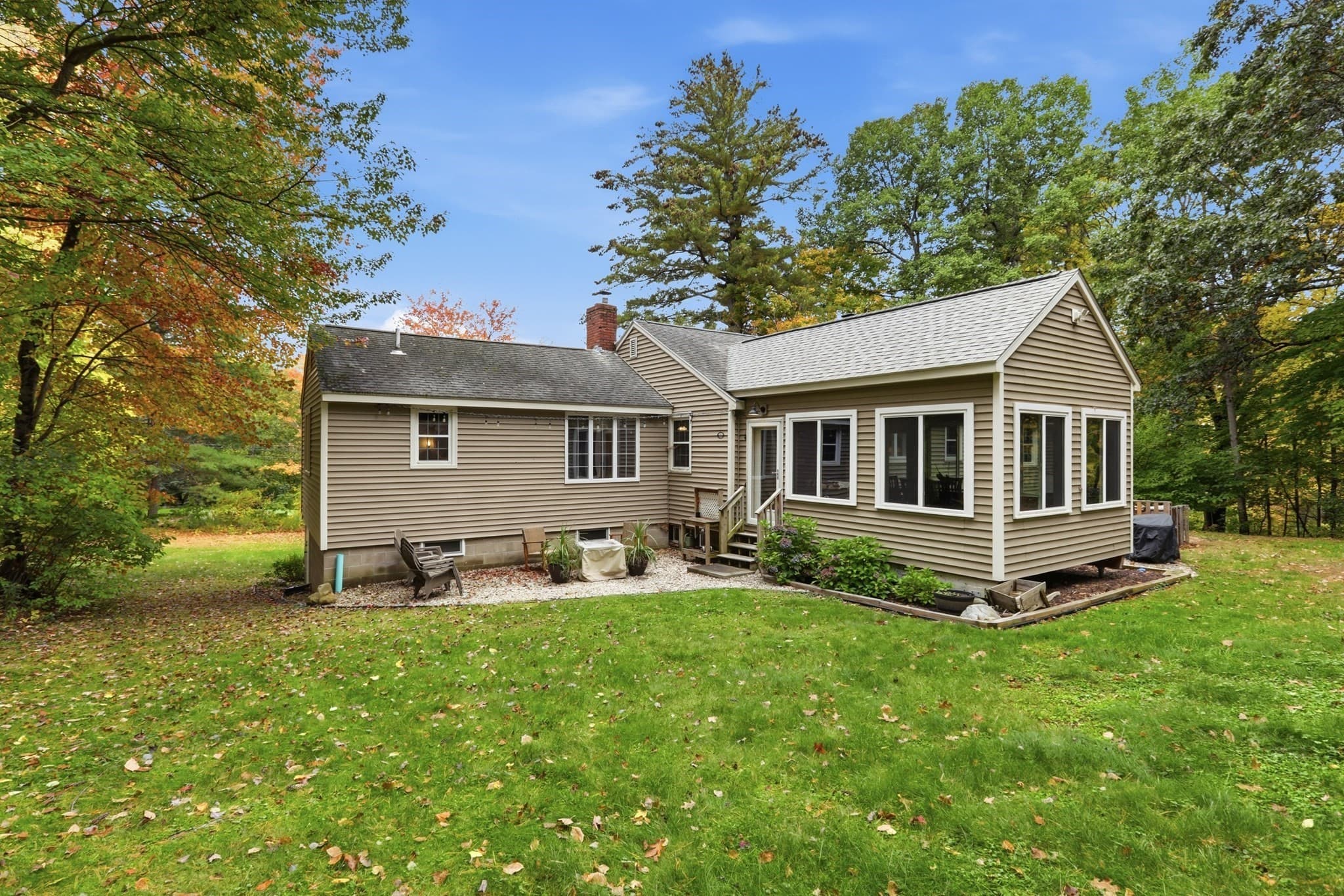 Single Family Residence at 97 Cross Street, Andover MA 01810, Andover, photo 4 of 41