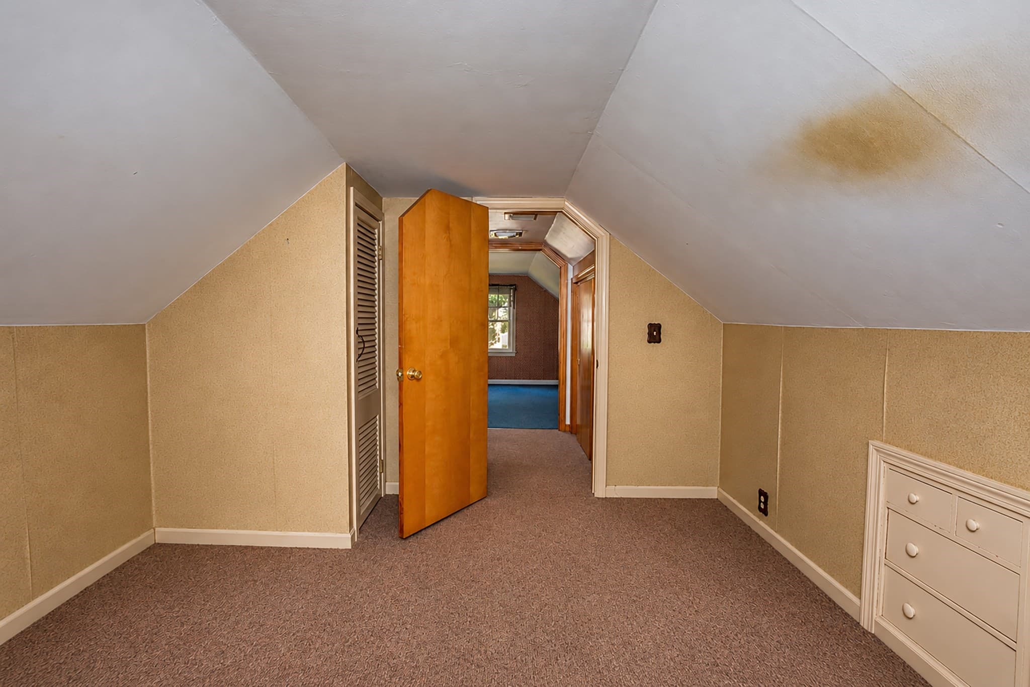 Single Family Residence at 65 Ridgeway Dr, Agawam MA 01030, photo 22 of 35