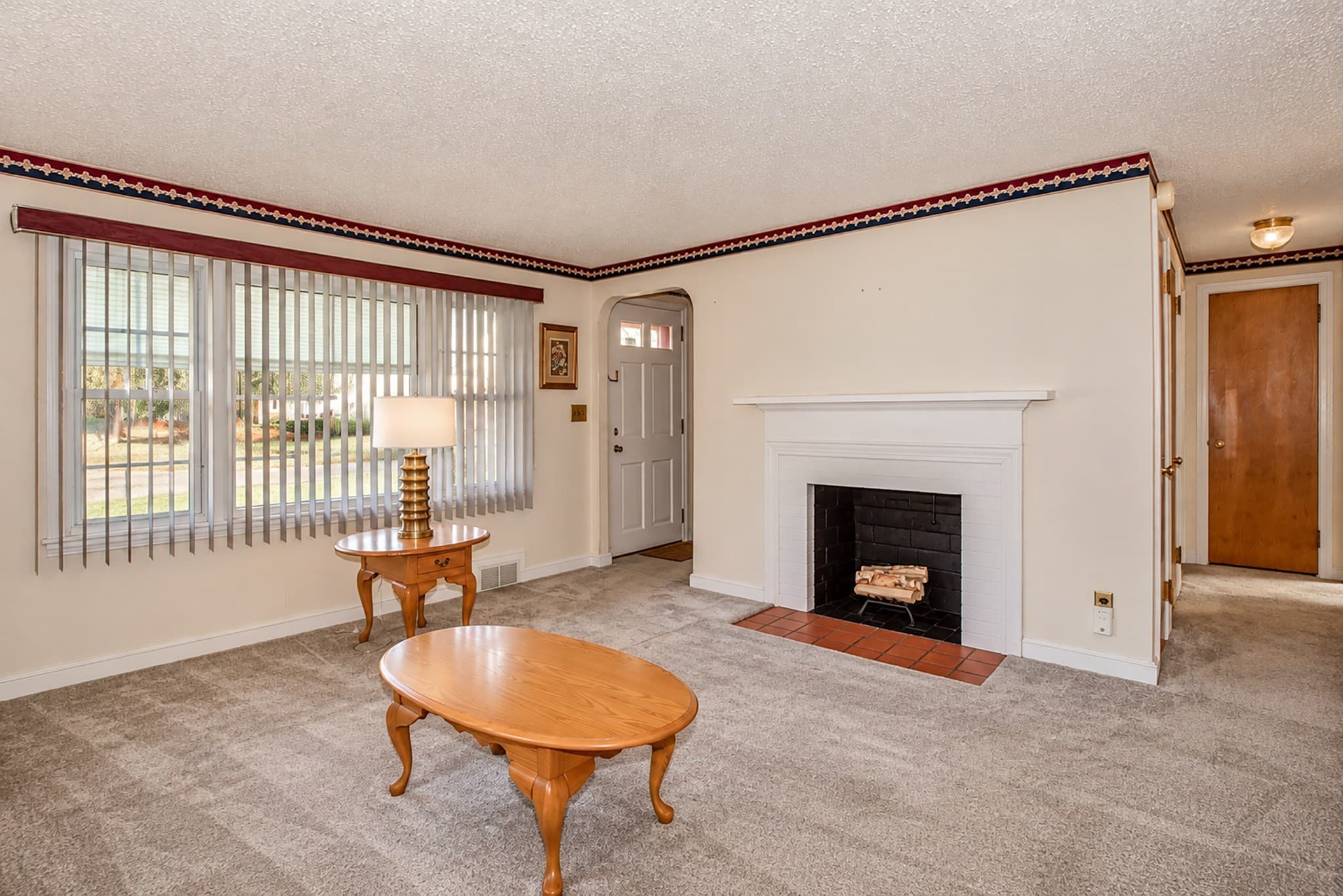 Single Family Residence at 65 Ridgeway Dr, Agawam MA 01030, photo 4 of 35