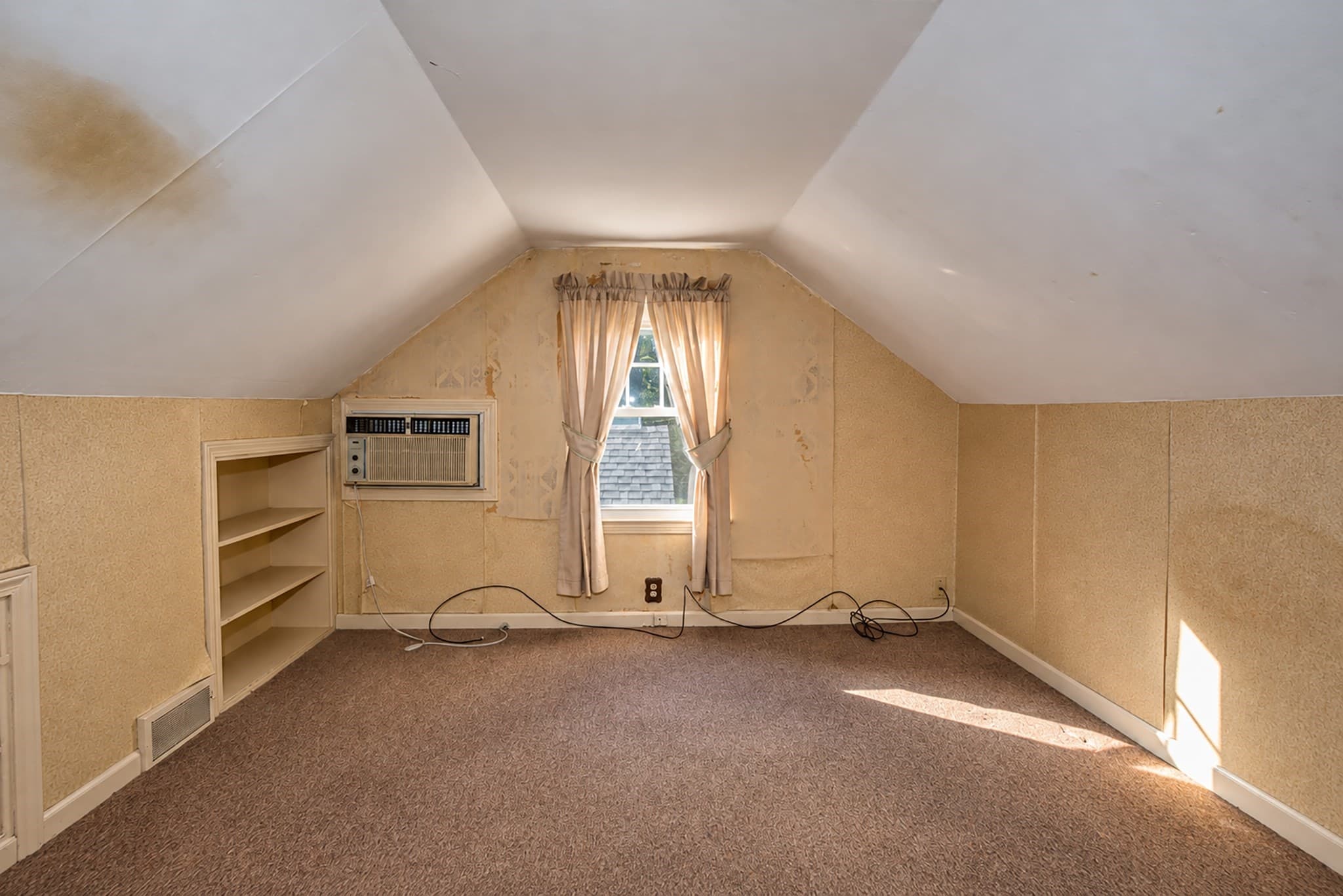 Single Family Residence at 65 Ridgeway Dr, Agawam MA 01030, photo 21 of 35