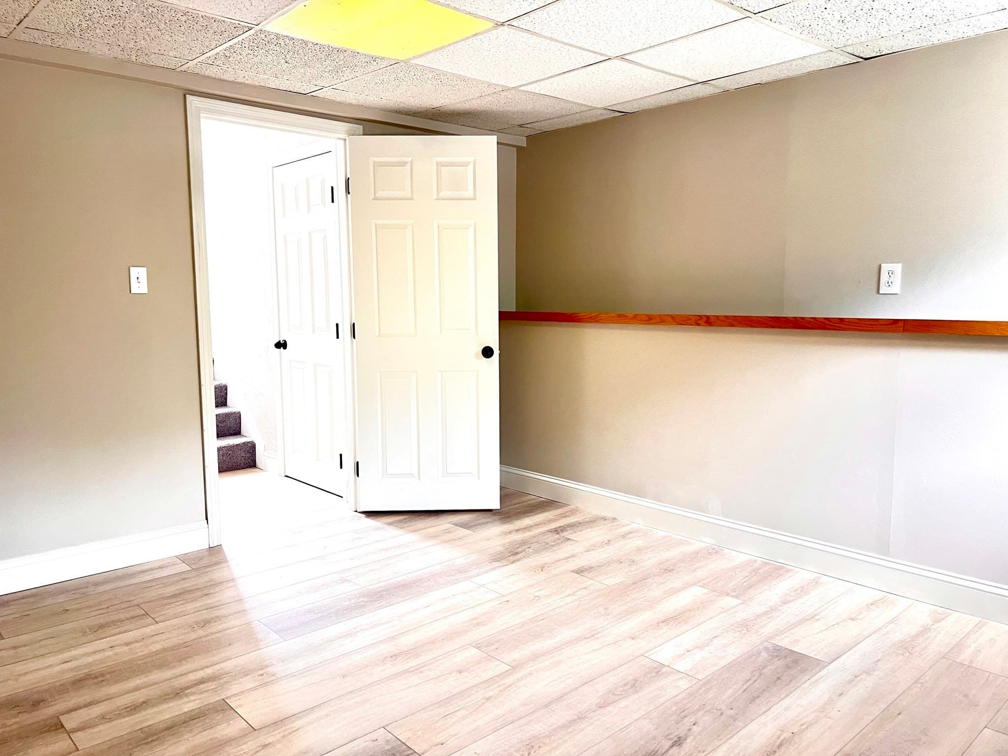Condominium at 1 Village Grn # 1, Millbury MA 01527, photo 21 of 24