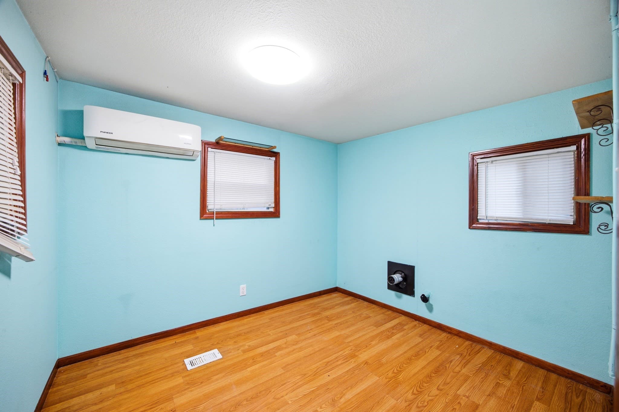 Mobile Home at 80 Better Way, Springfield MA 01119, photo 14 of 23