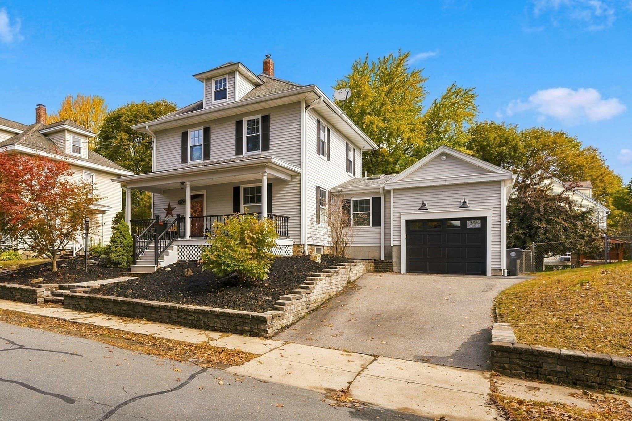 Single Family Residence at 179 Cedar Street, Haverhill MA 01830, photo 2 of 29