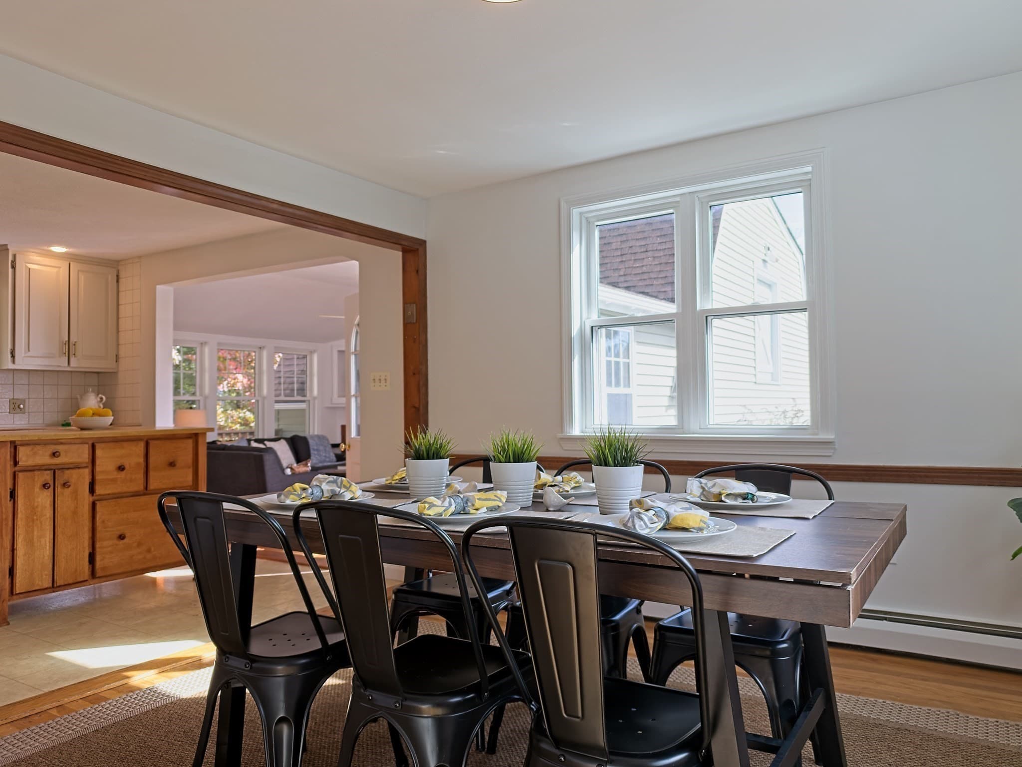 Single Family Residence at 10 Pelham St, Billerica MA 01821, Billerica, photo 5 of 21