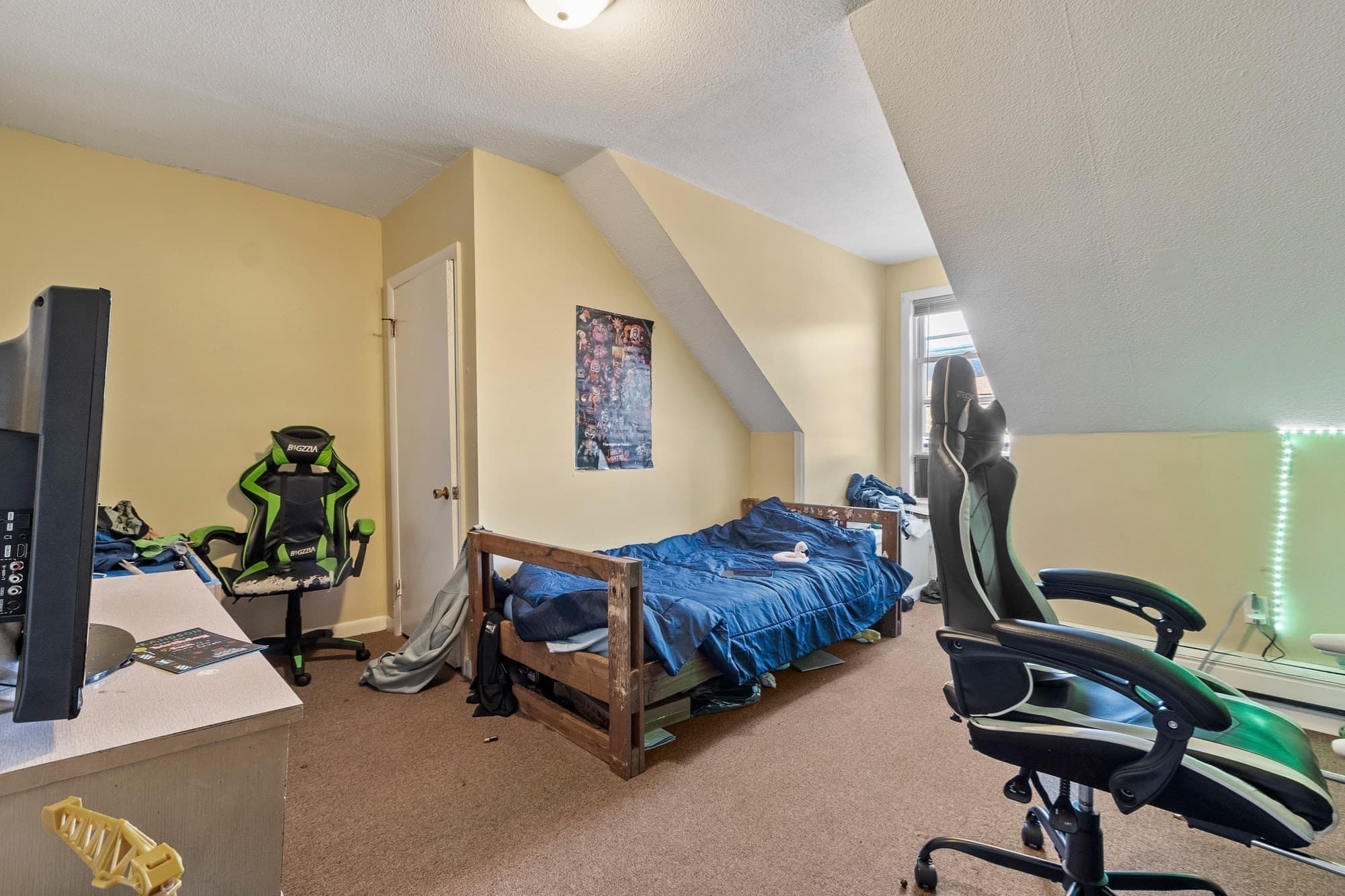 5-9 Family at 206-210 Central St, Winchendon MA 01475, Winchendon, photo 30 of 42