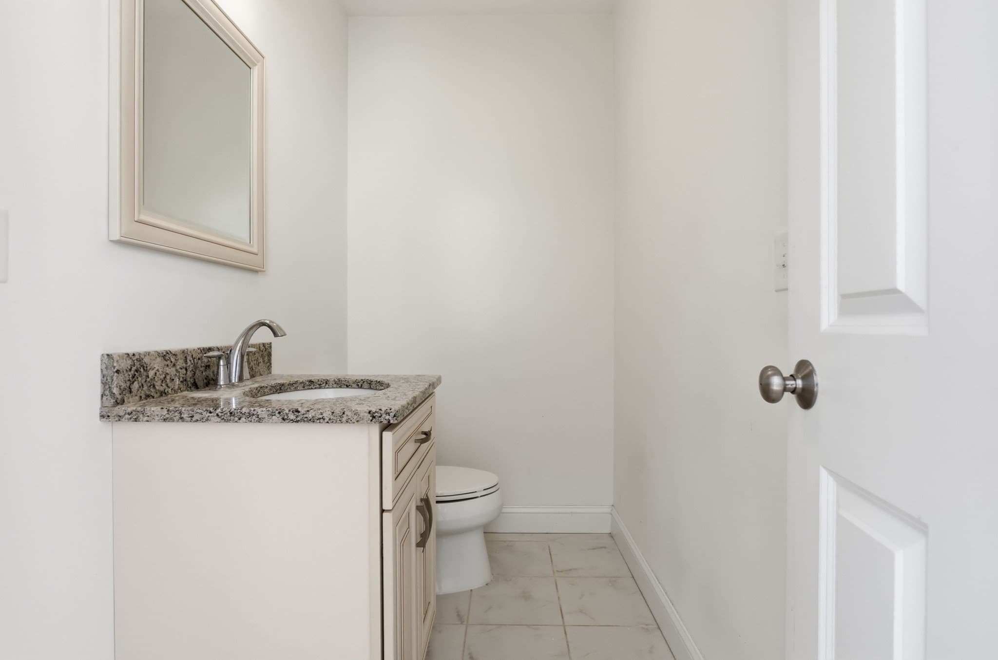 Single Family Residence at 27 Mcintosh Ln, Littleton MA 01460, photo 20 of 41