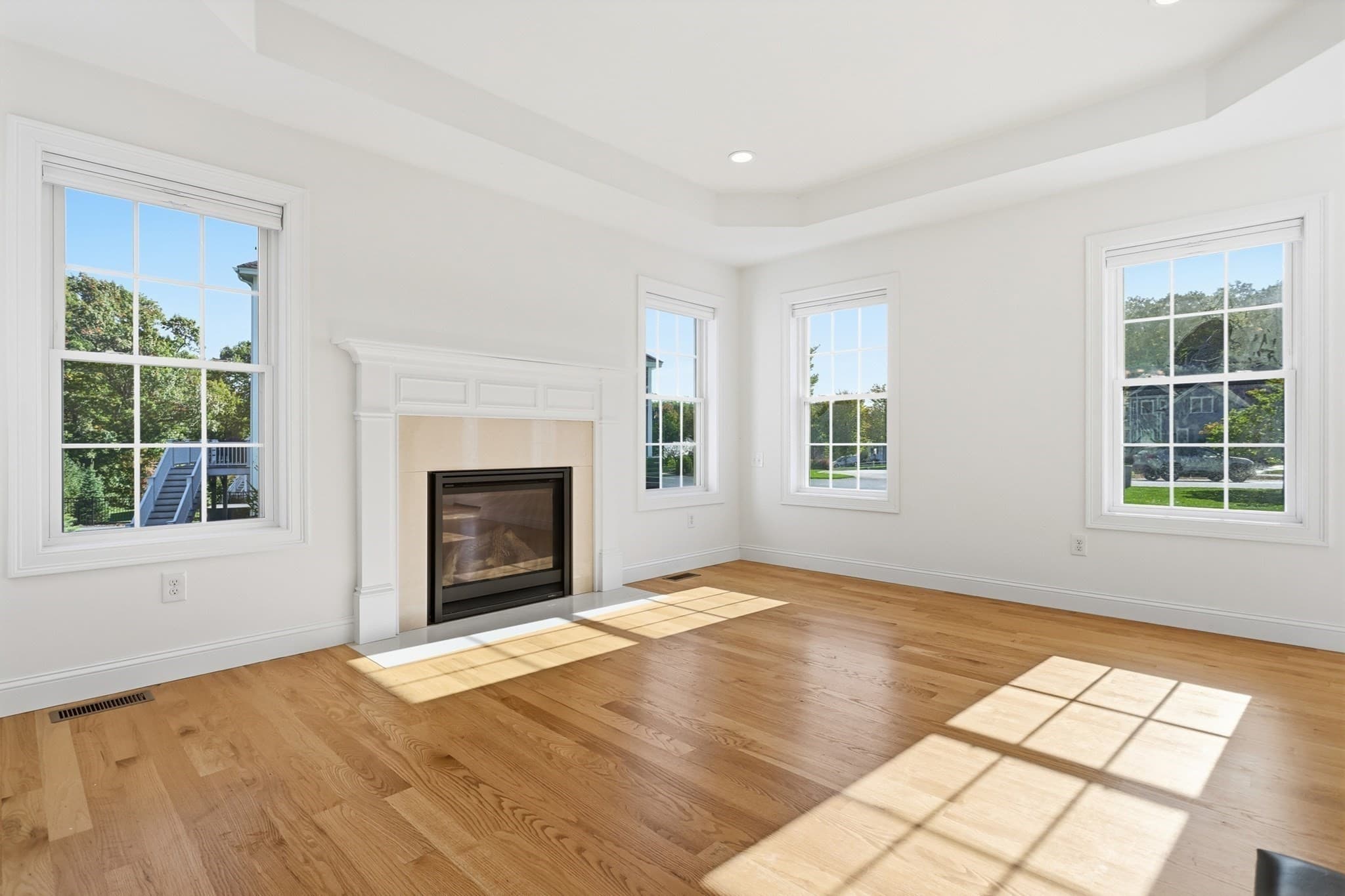 Single Family Residence at 27 Mcintosh Ln, Littleton MA 01460, photo 10 of 41