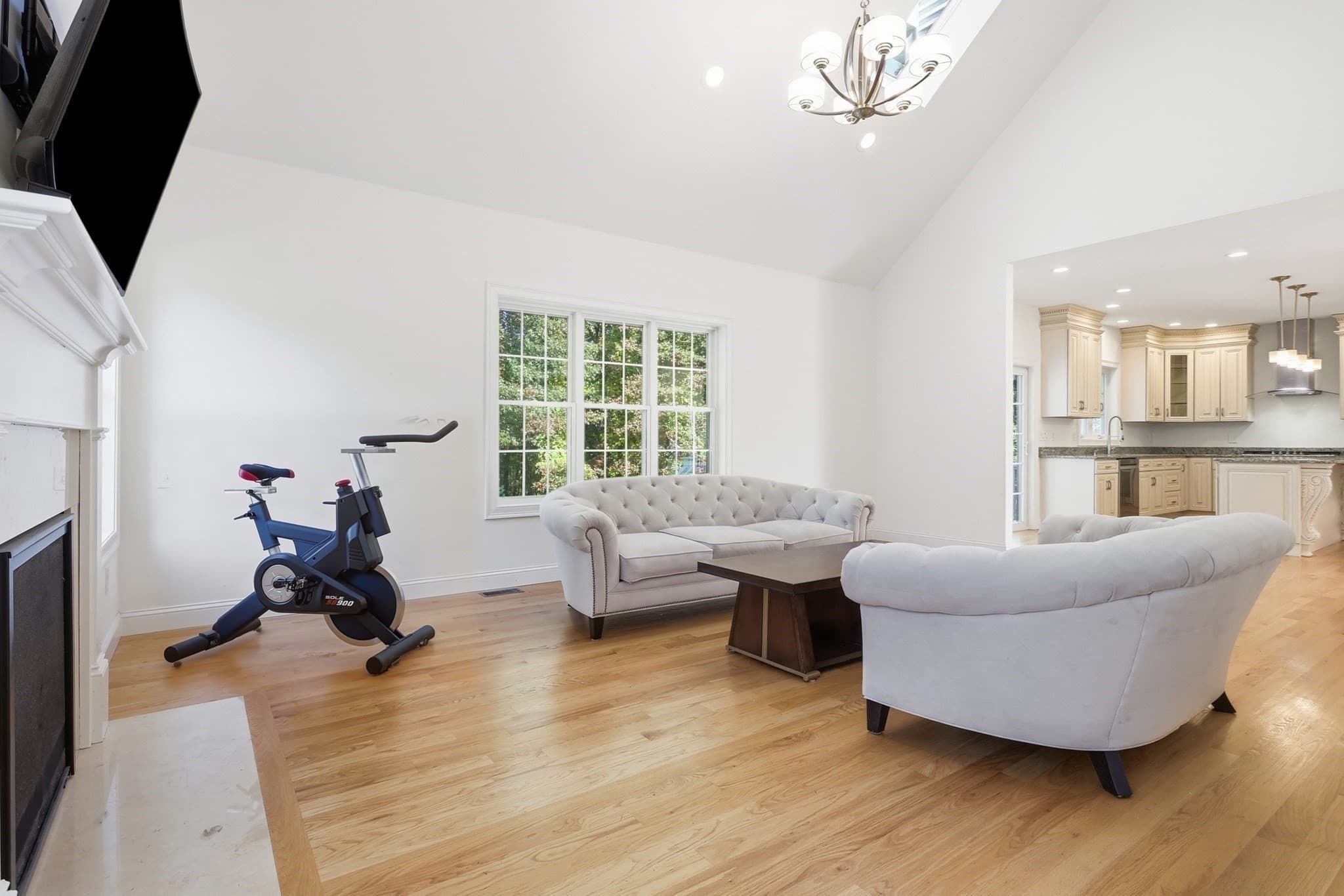 Single Family Residence at 27 Mcintosh Ln, Littleton MA 01460, photo 19 of 41