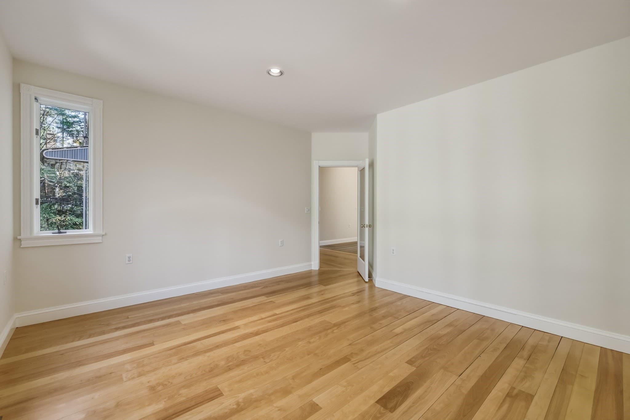 Single Family Residence at 521 Old Farm Rd, Amherst MA 01002, photo 24 of 40