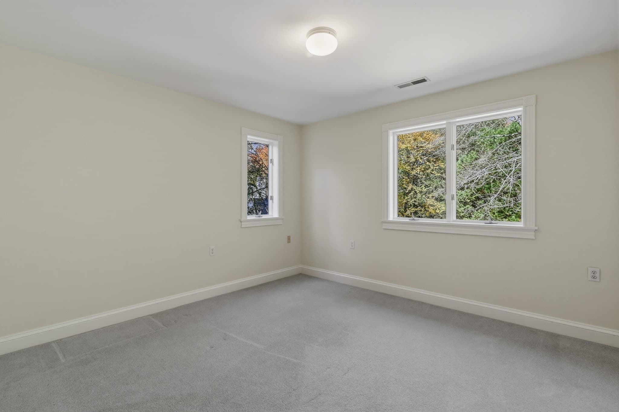 Single Family Residence at 521 Old Farm Rd, Amherst MA 01002, photo 34 of 40
