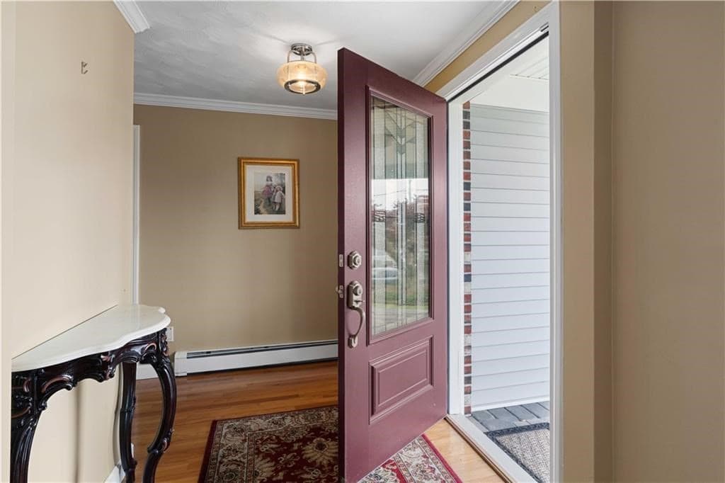 Single Family Residence at 6 Varnum, Bristol RI 02809, photo 3 of 32