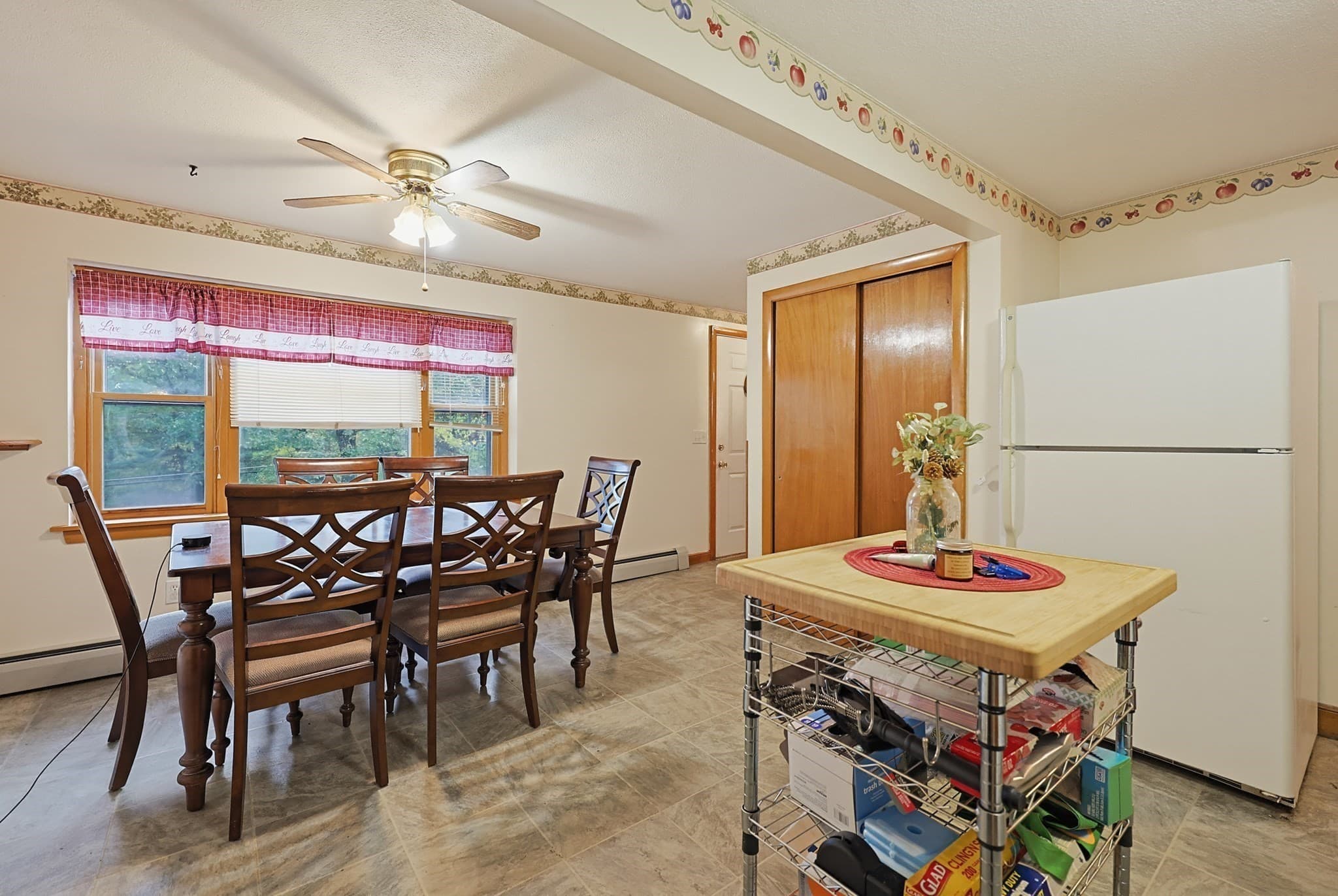 Single Family Residence at 73 Justice Hill Rd, Sterling MA 01564, photo 9 of 33