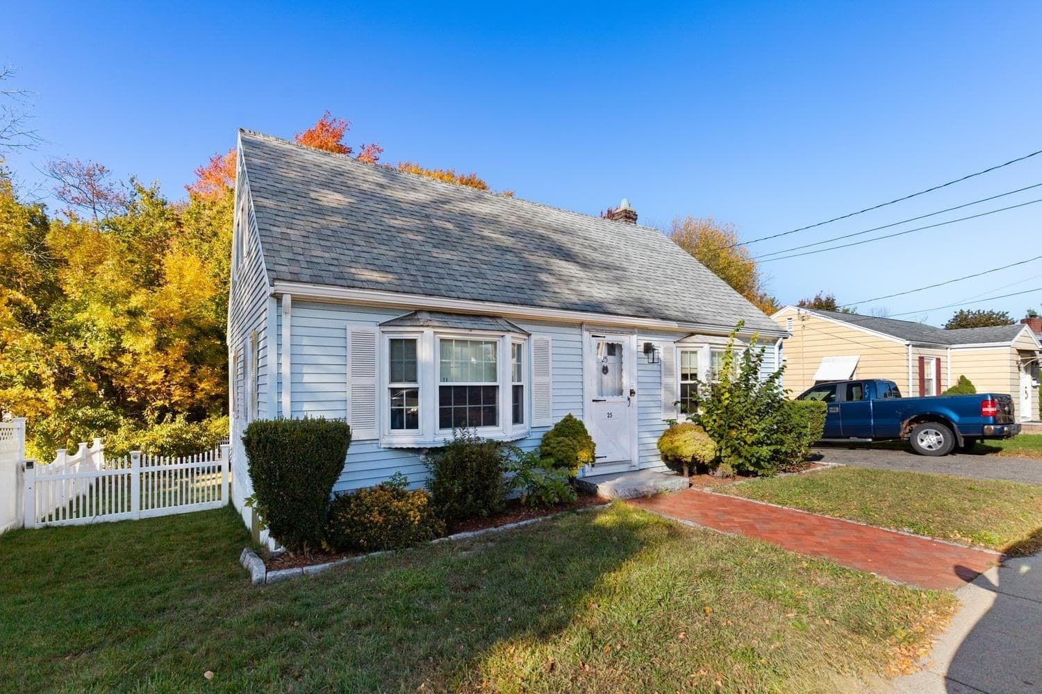 Single Family Residence at 25 Stanwood Road, Lynn MA 01904, Lynn, photo 2 of 26