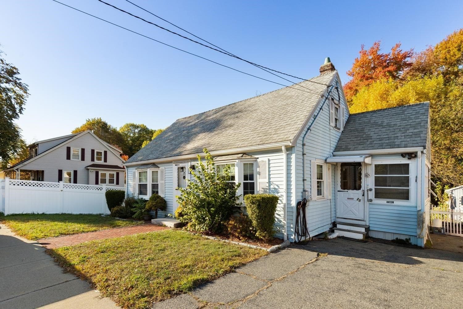 Single Family Residence at 25 Stanwood Road, Lynn MA 01904, Lynn, photo 3 of 26