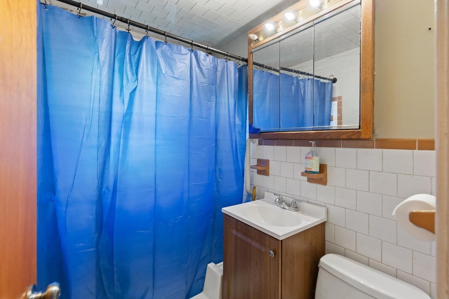 Single Family Residence at 25 Stanwood Road, Lynn MA 01904, Lynn, photo 15 of 26