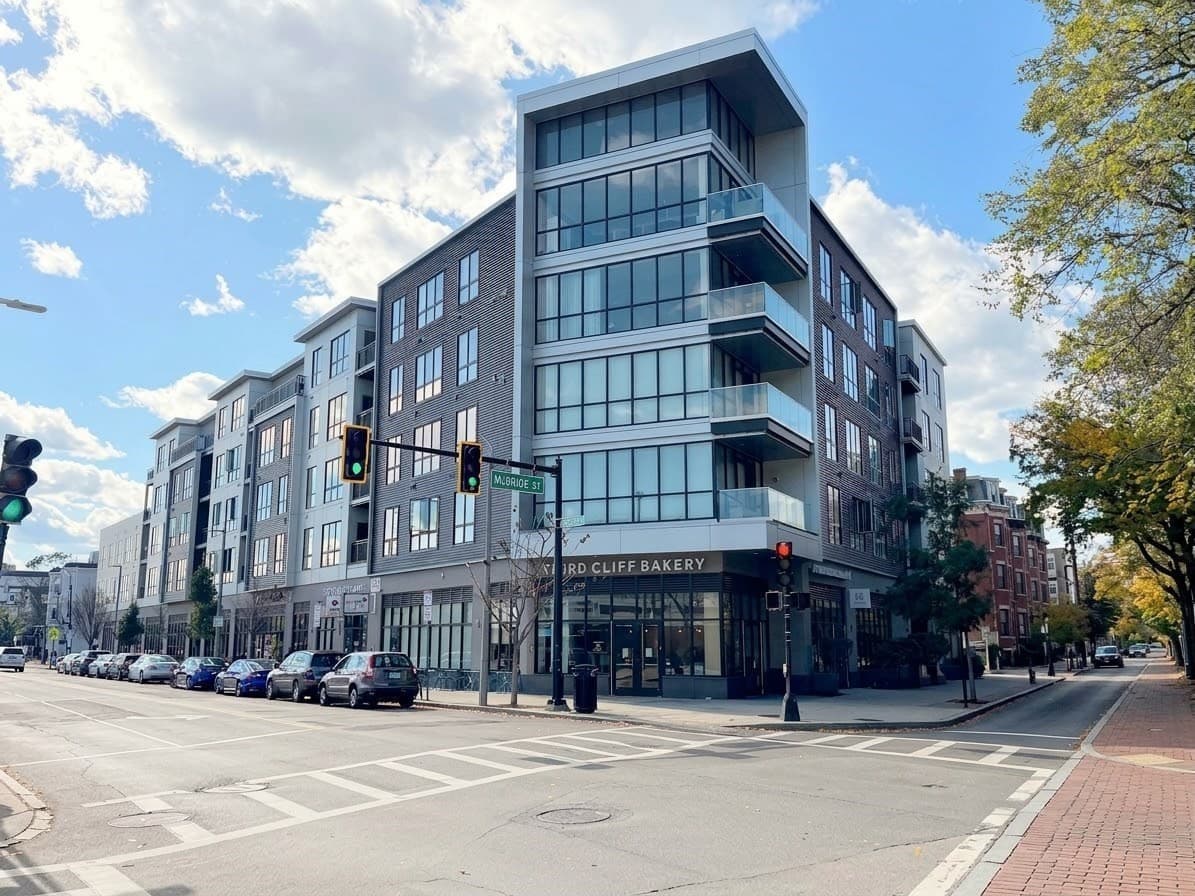 3531 Washington St # 316, Boston MA 02130