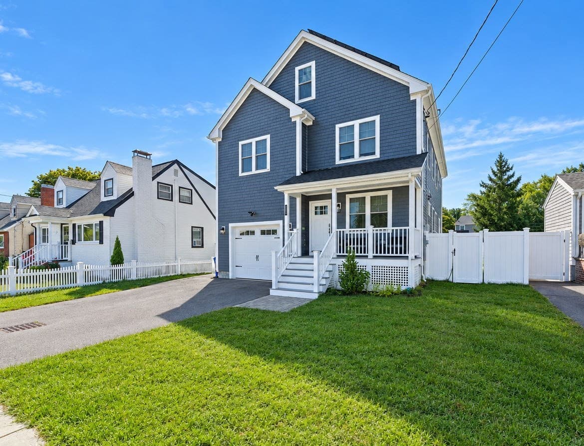 42-A Como Rd, Boston MA 02136