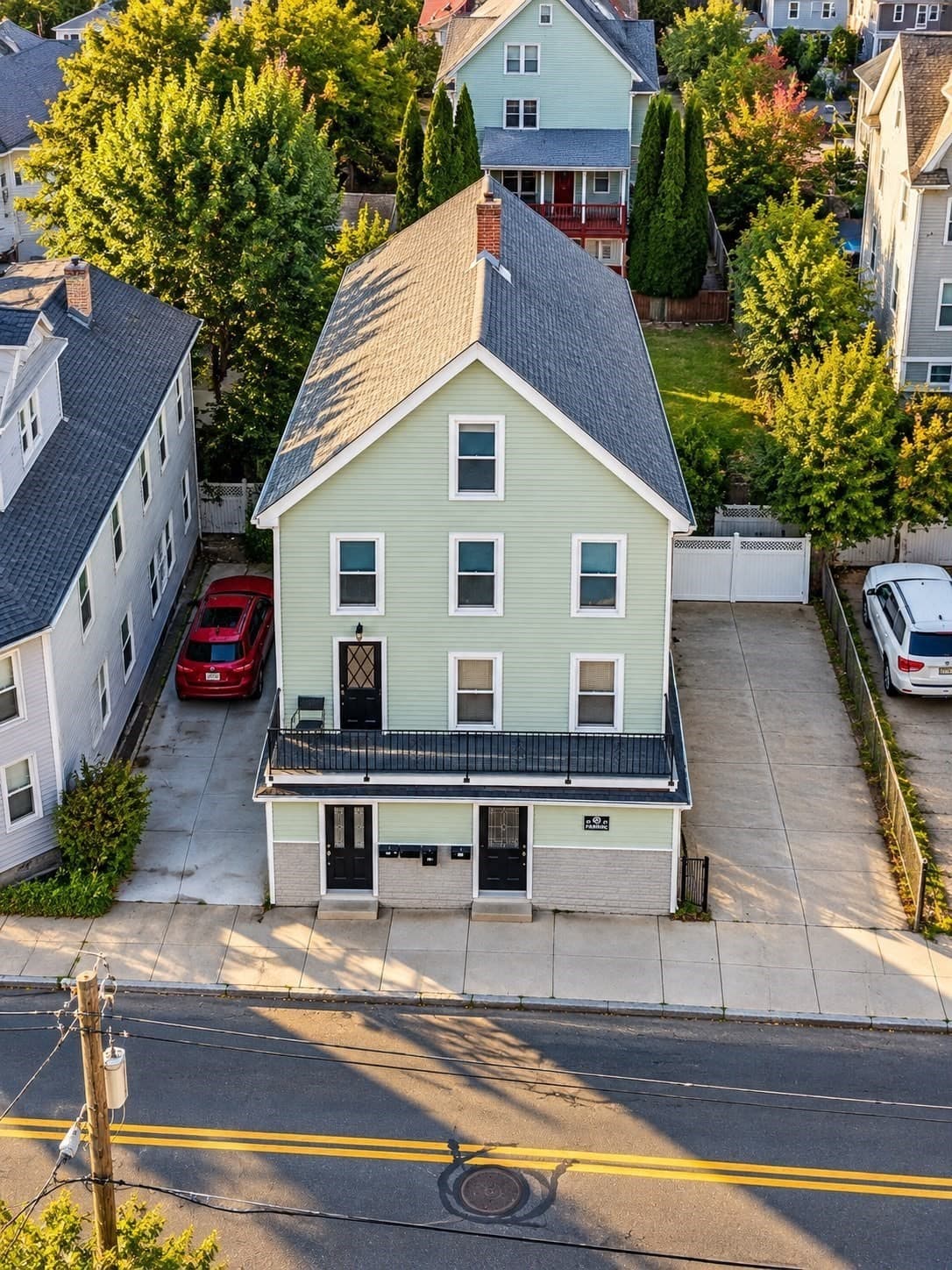 3 Family at 321-323 Lawrence St, Lowell MA 01850, Lowell, photo 2 of 30
