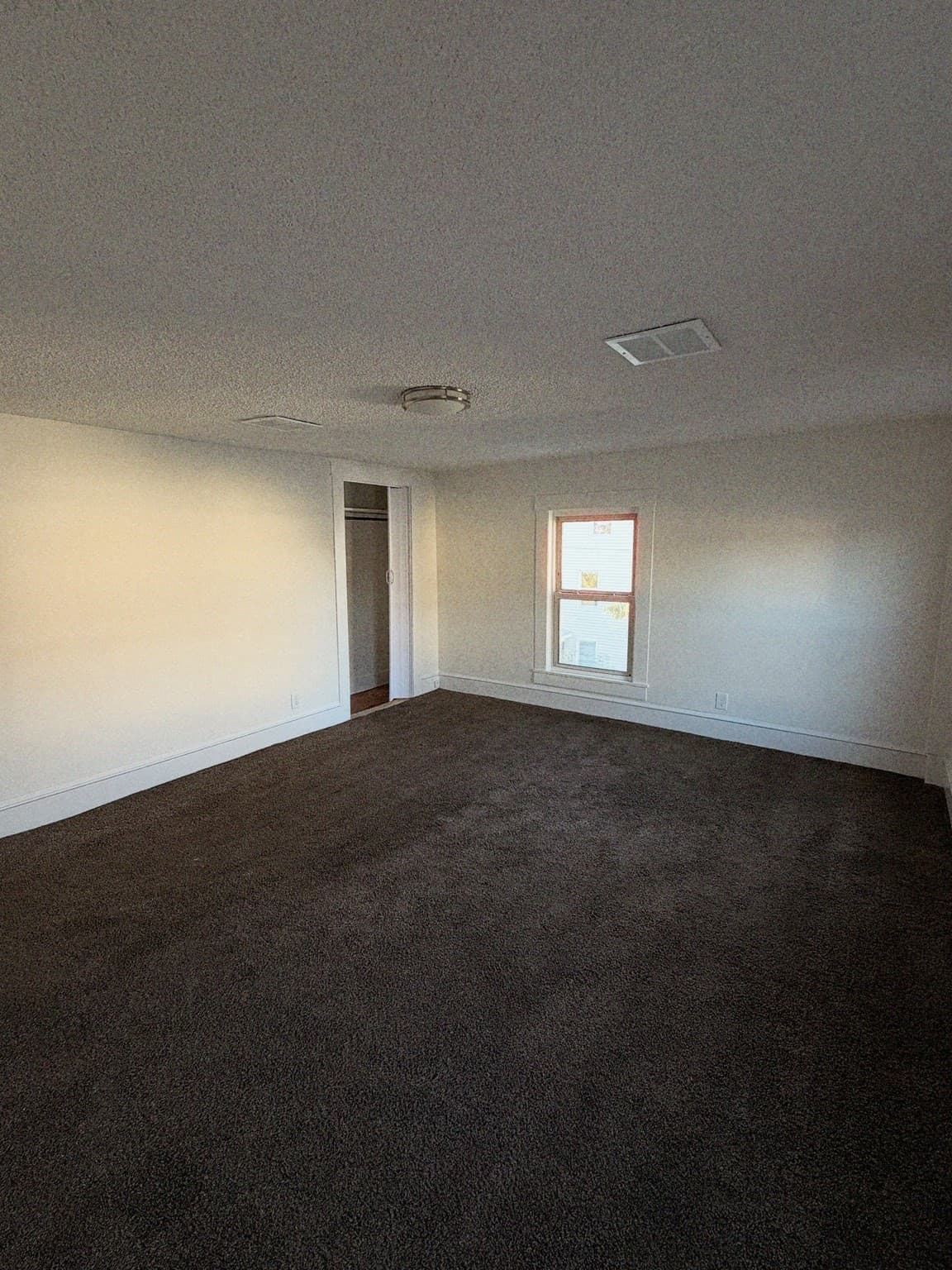 3 Family at 321-323 Lawrence St, Lowell MA 01850, Lowell, photo 5 of 30