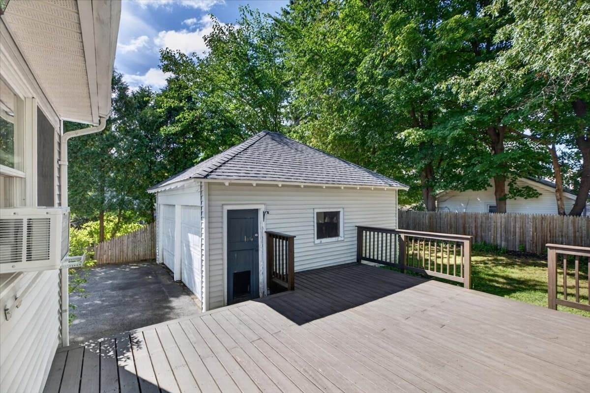 Single Family Residence at 26 Homecrest St, Longmeadow MA 01106, photo 36 of 38